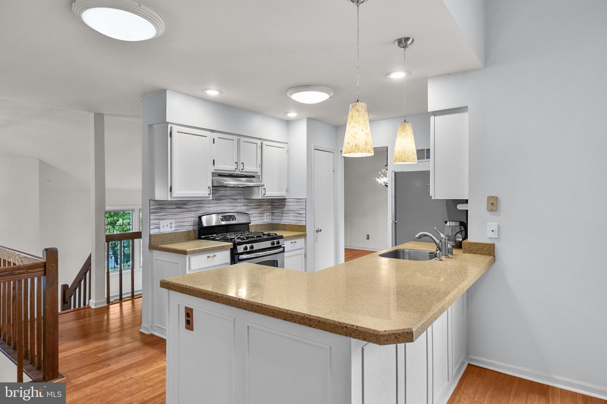 BELLE POND FARM - Residential