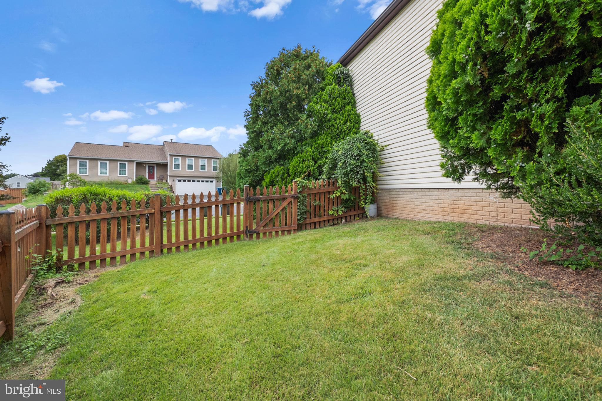 BELLE POND FARM - Residential