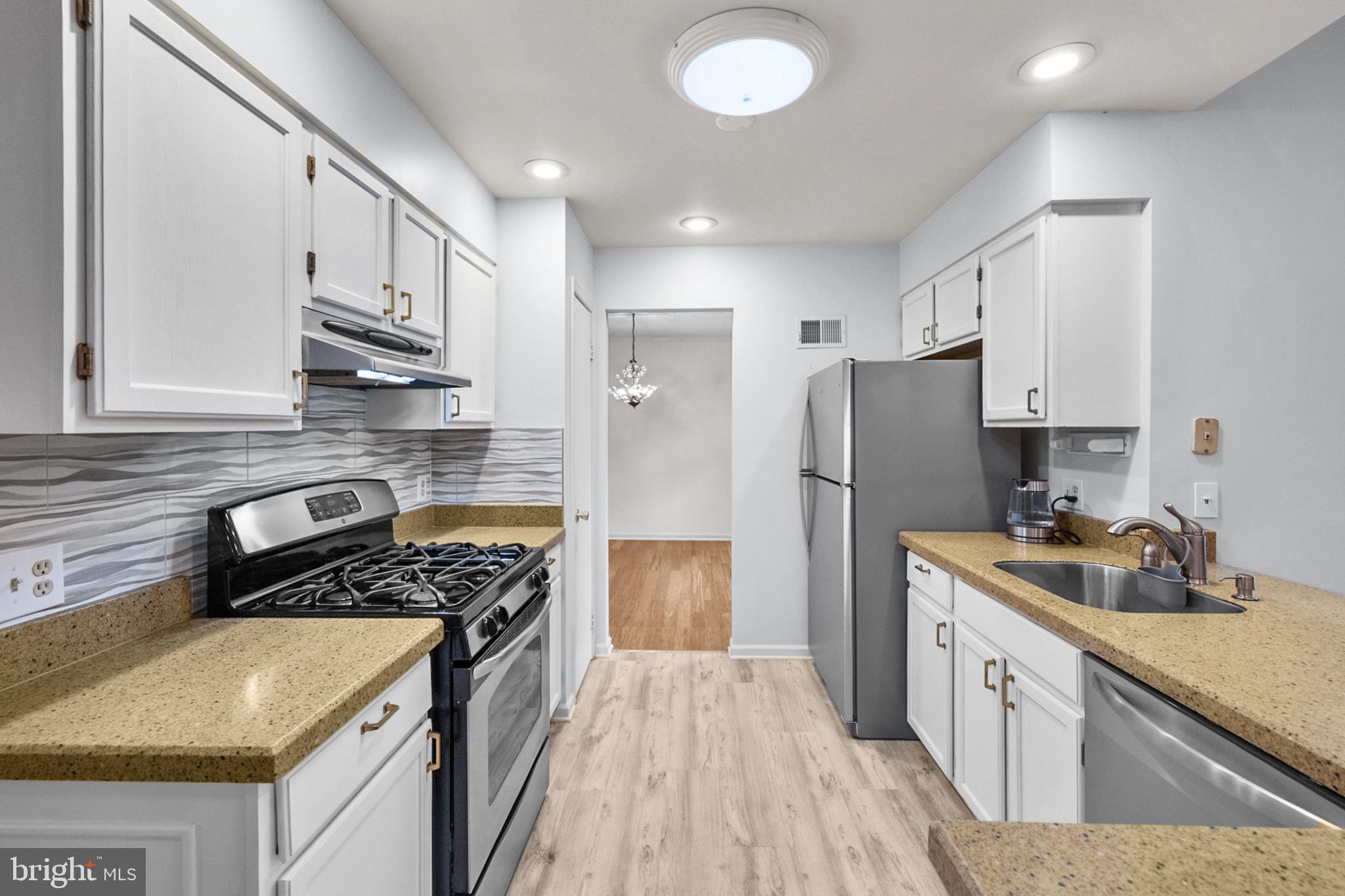 BELLE POND FARM - Residential