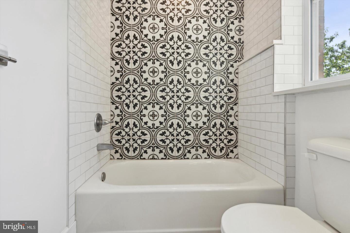 UNIVERSITY CITY - Residential Lease