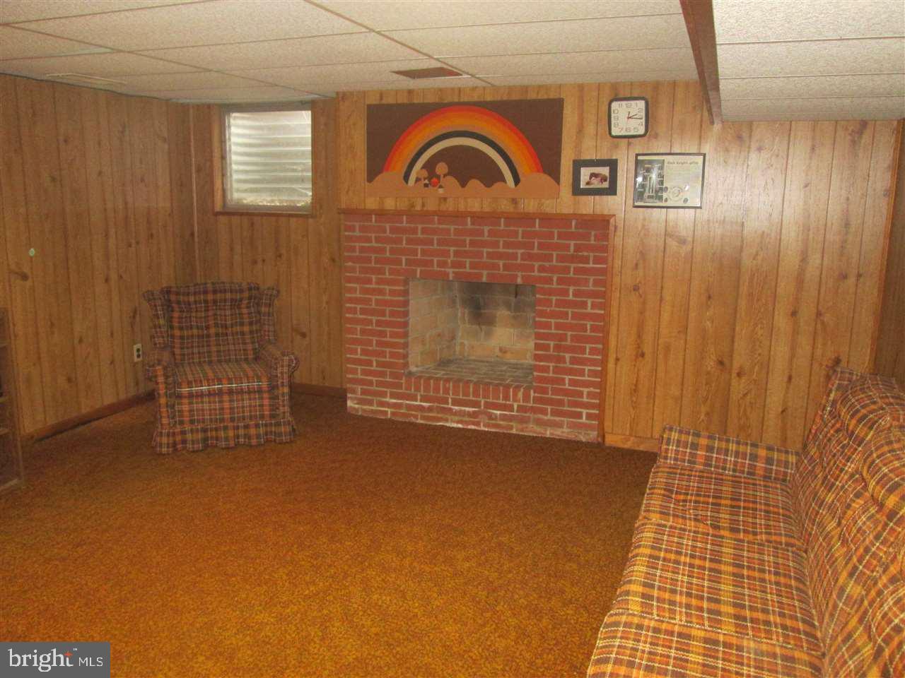 HAINES ACRES - Residential