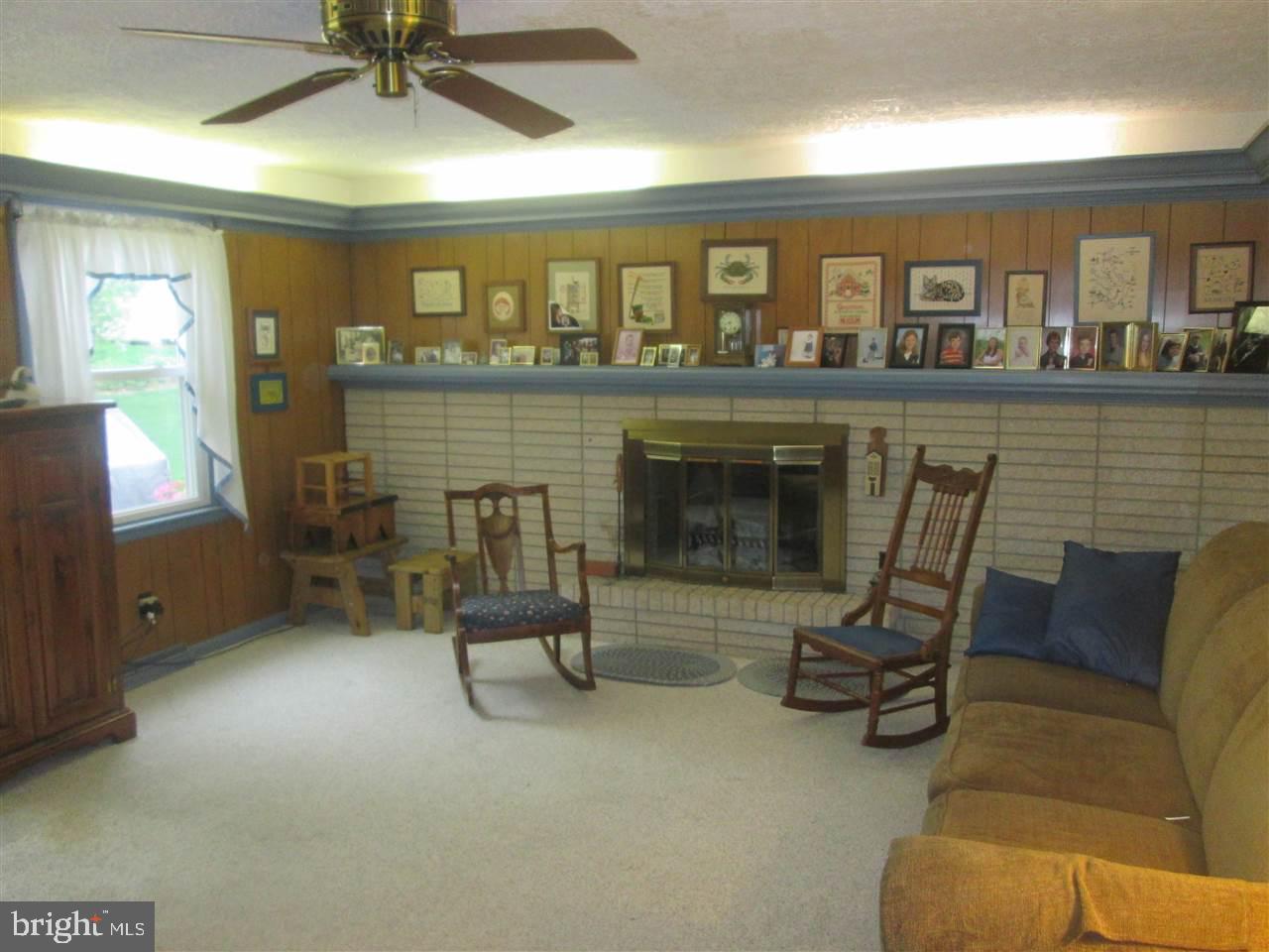 HAINES ACRES - Residential