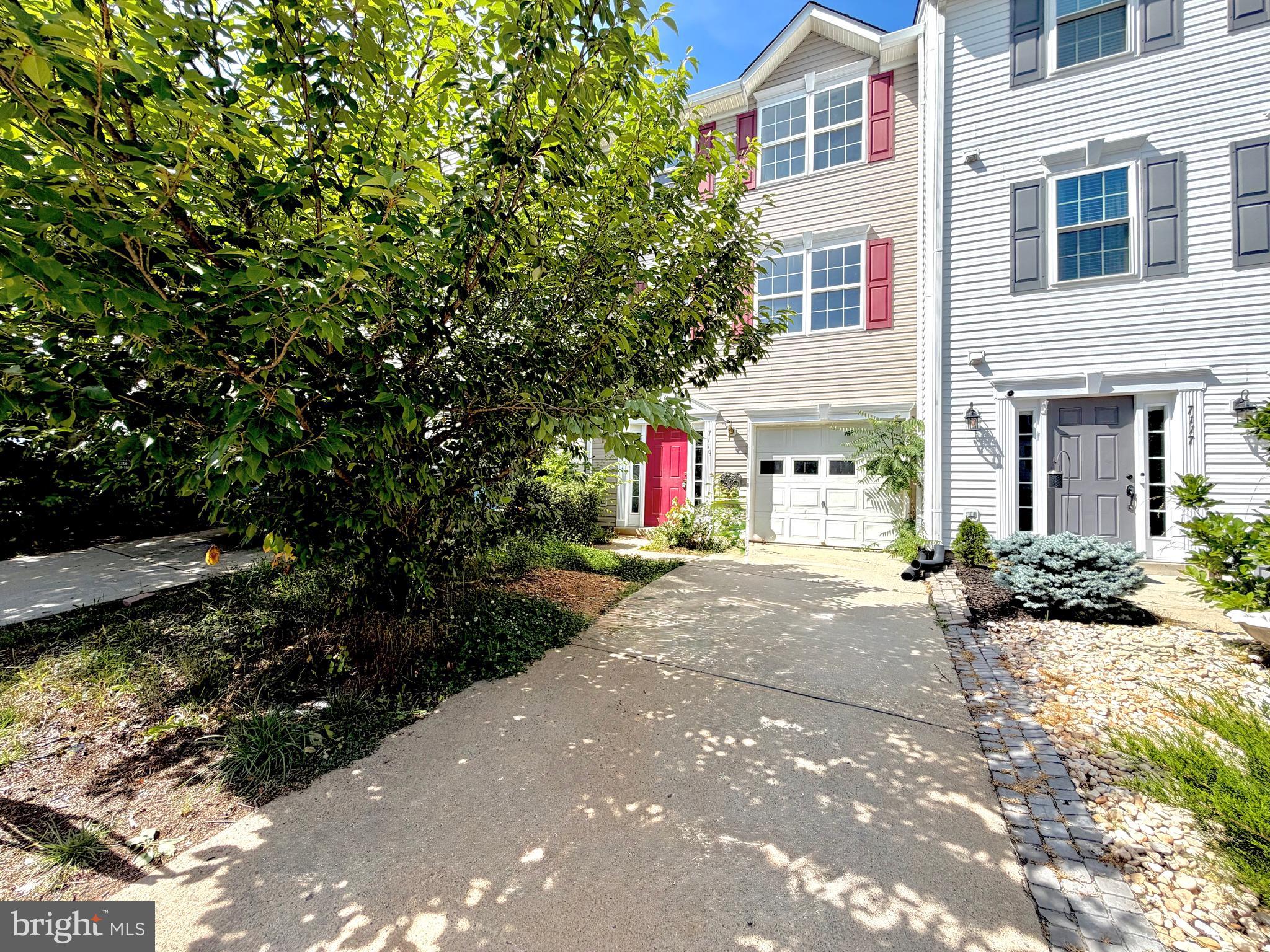 Photo 1 of 14 — 7119 WYTHEVILLE CIRCLE, FREDERICKSBURG, VA 22407