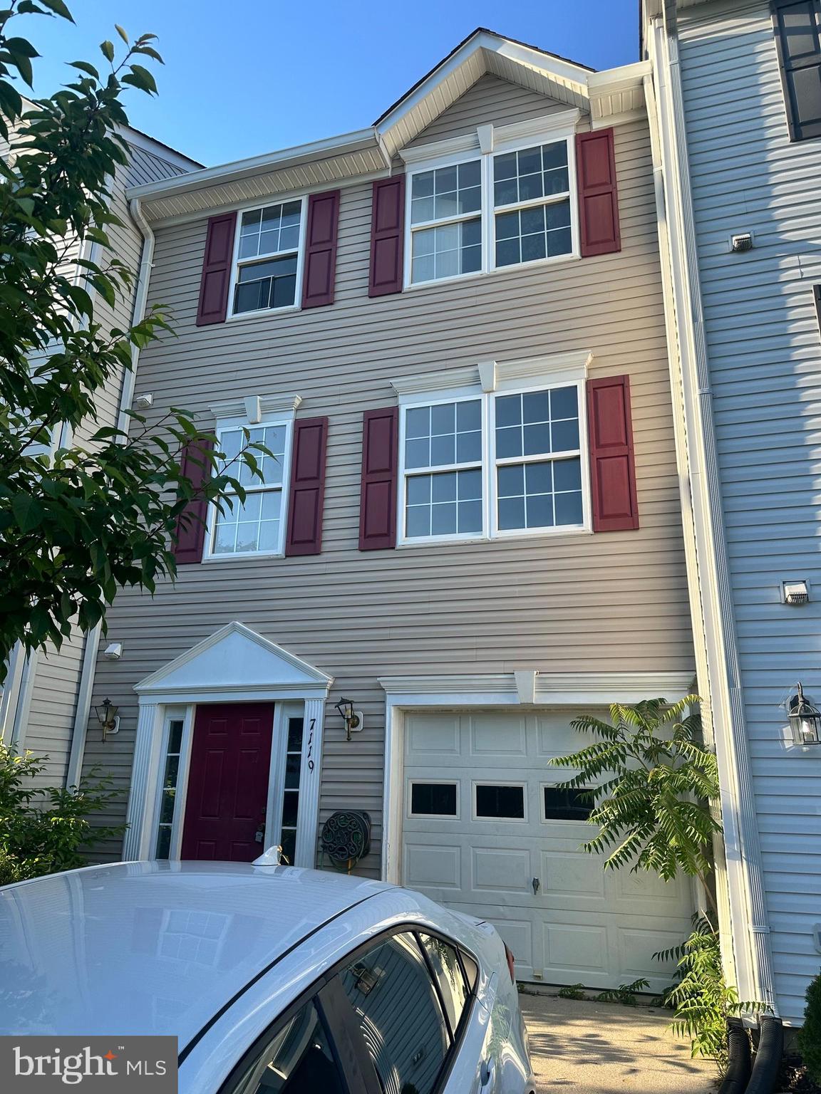 7119 WYTHEVILLE CIRCLE