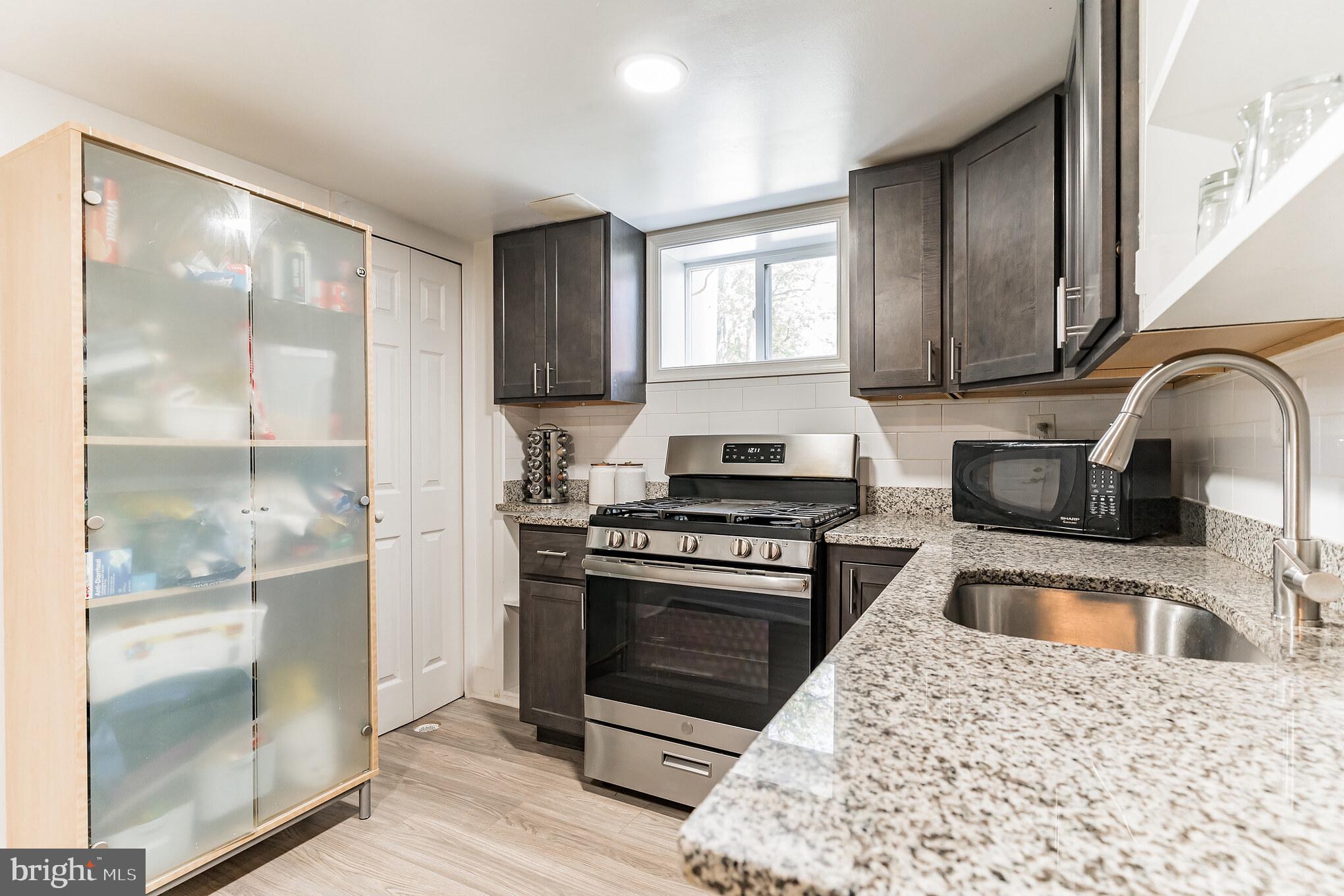 OLE LONGFIELD - Residential