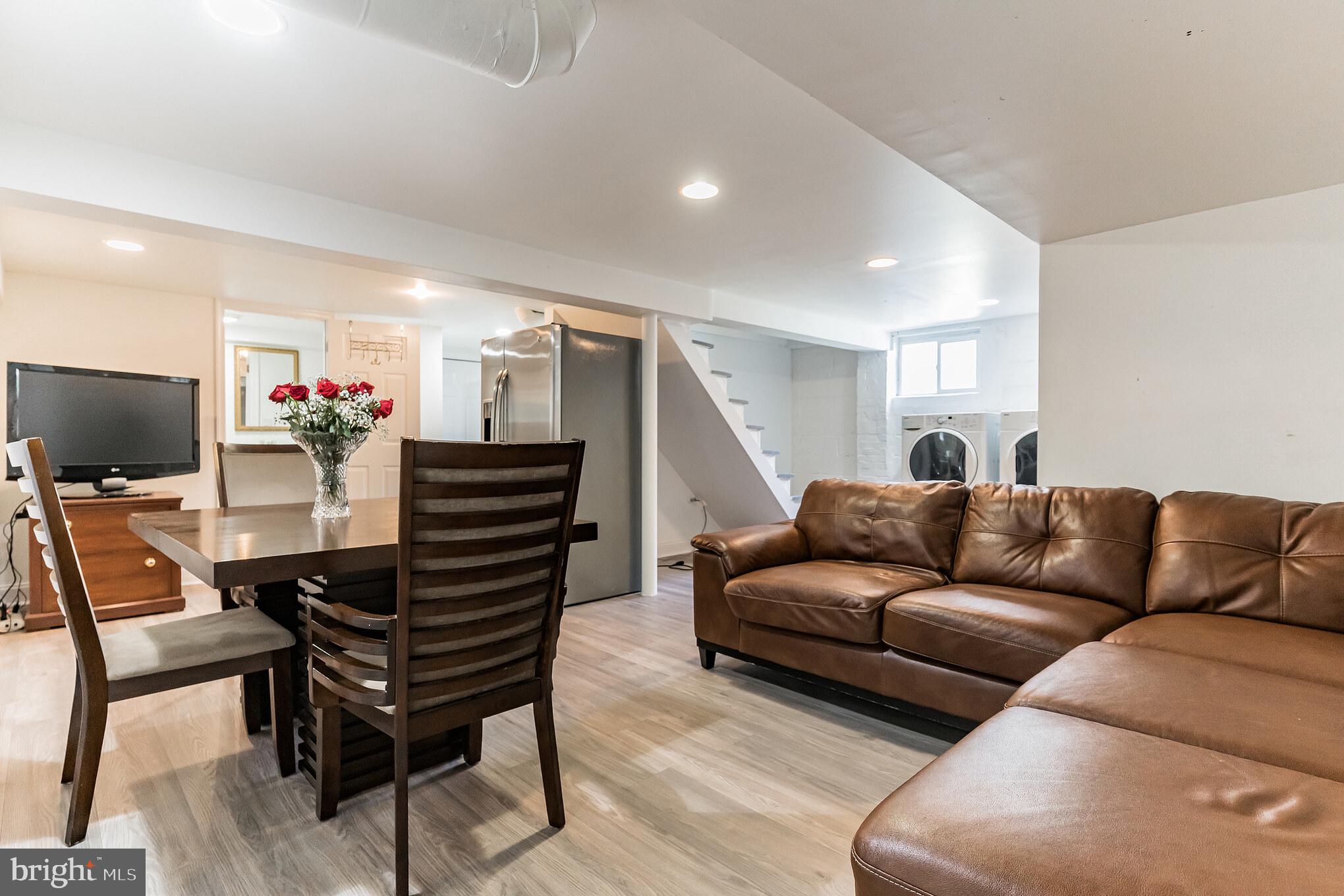 OLE LONGFIELD - Residential