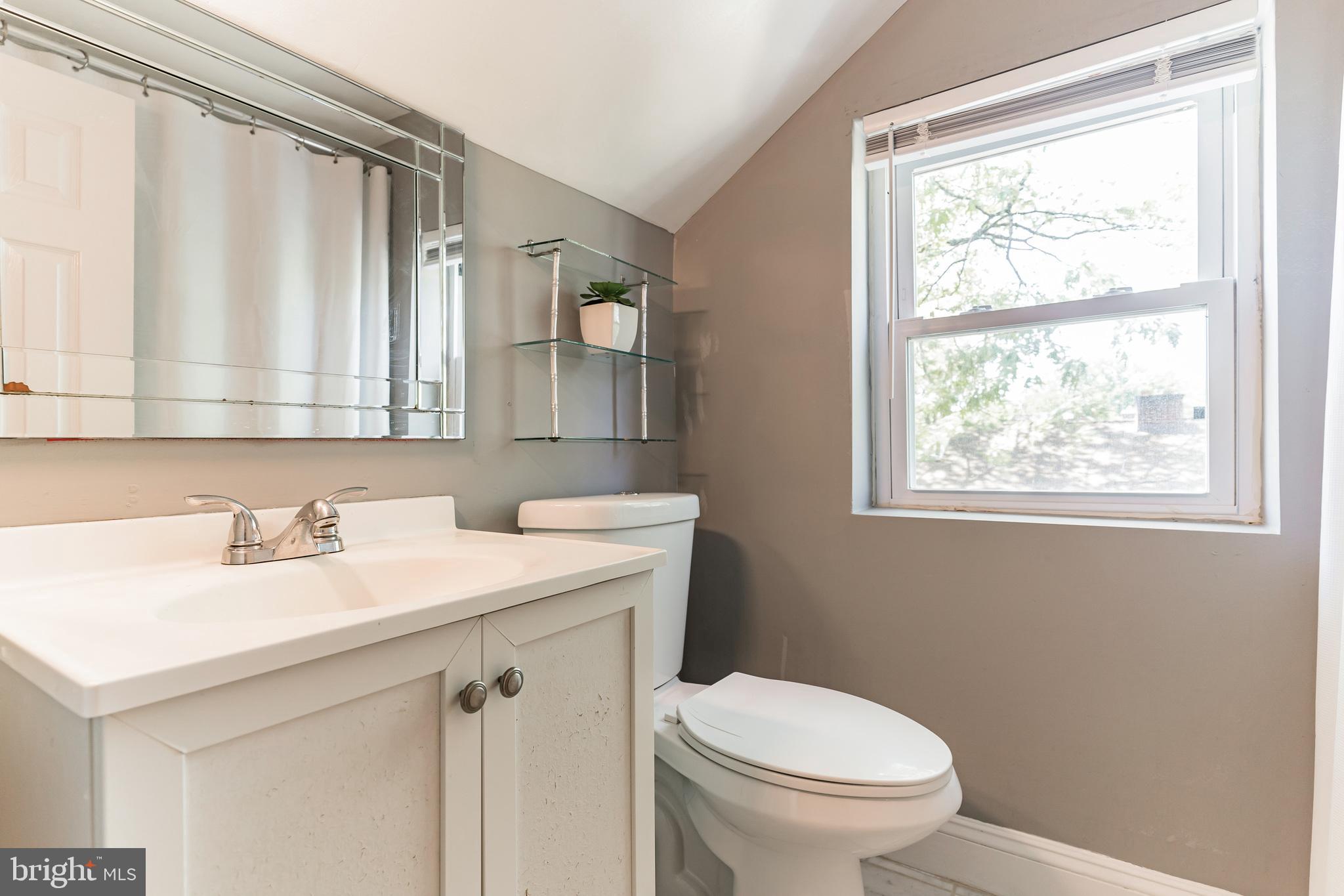 OLE LONGFIELD - Residential