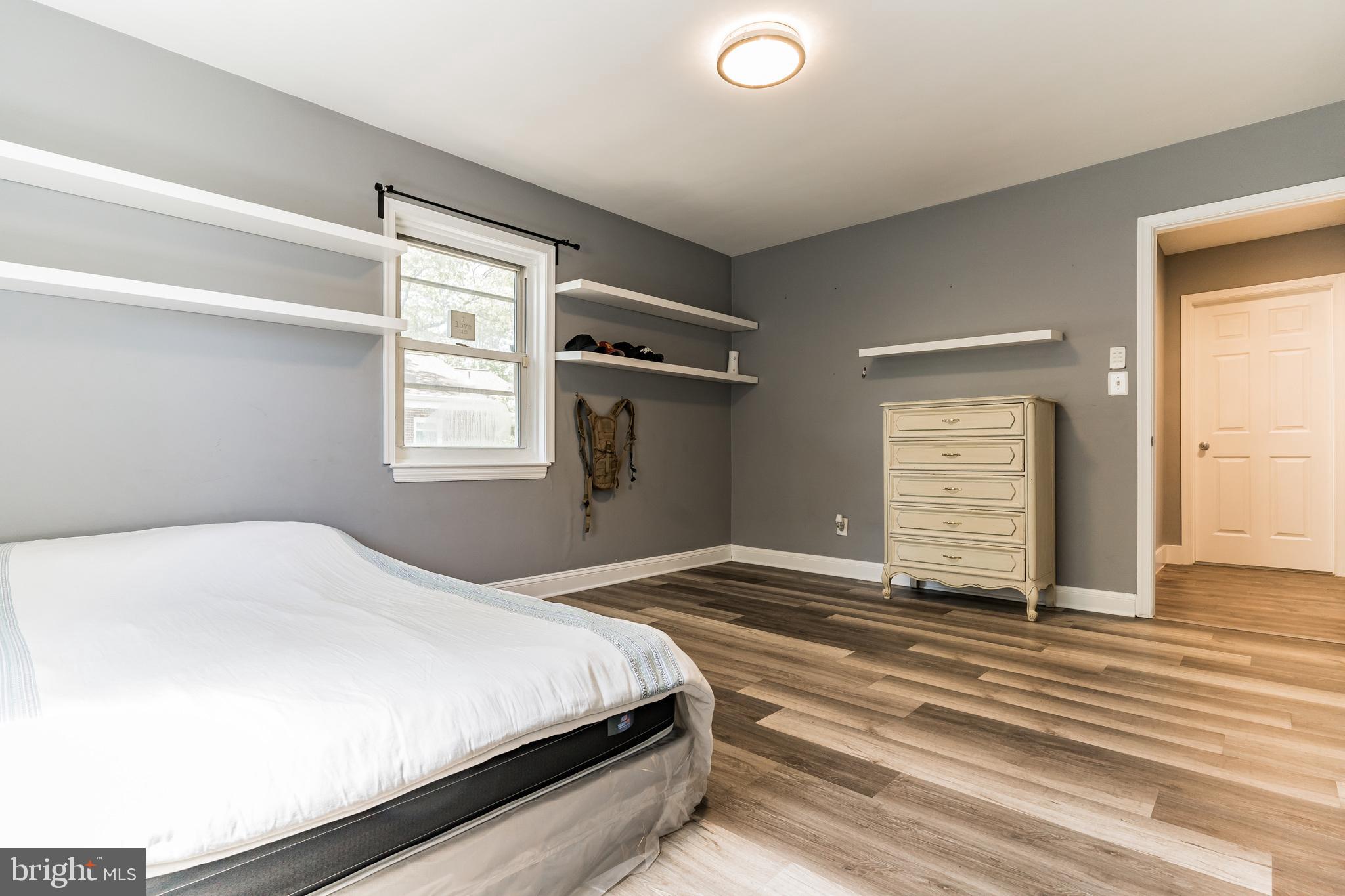 OLE LONGFIELD - Residential