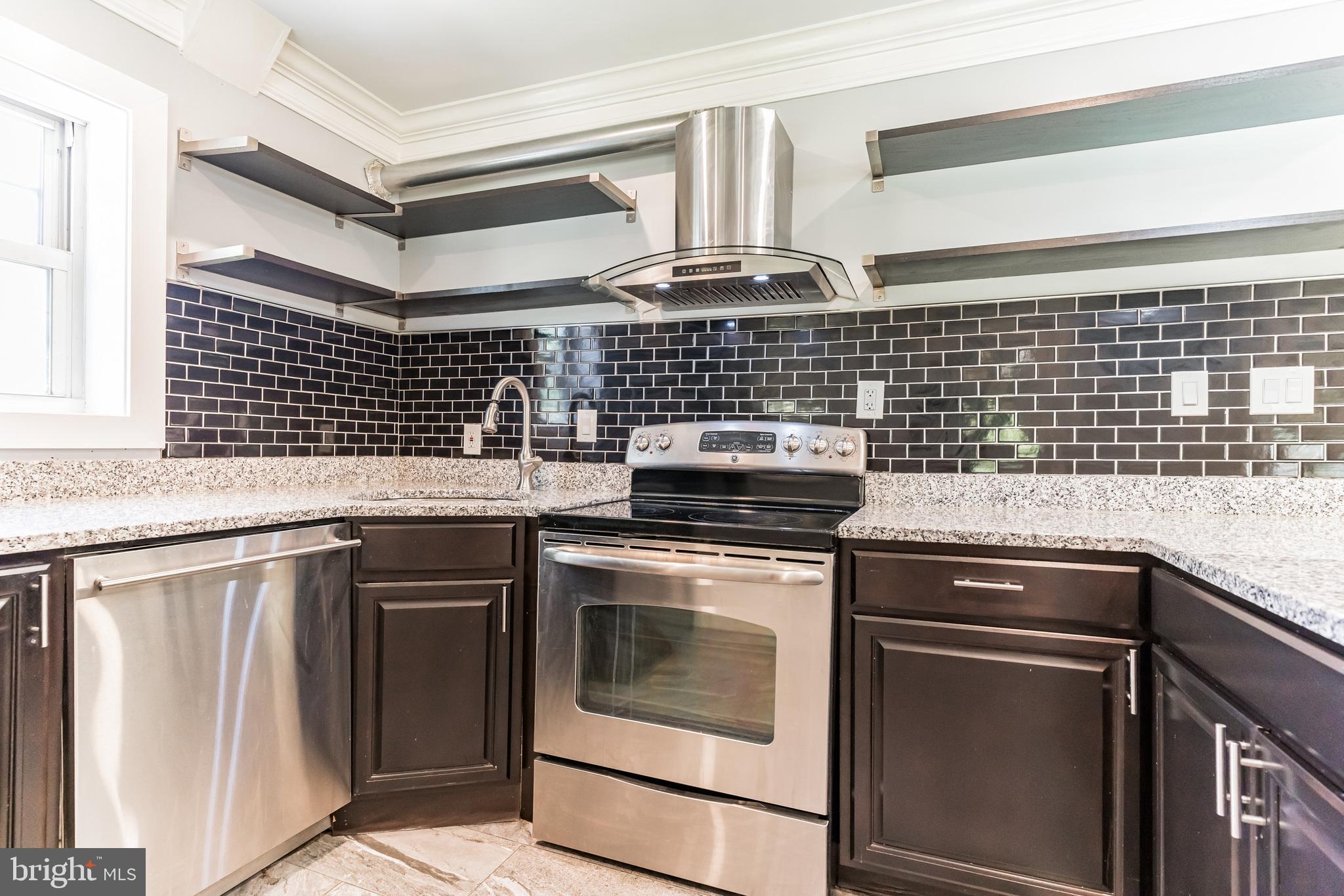 OLE LONGFIELD - Residential