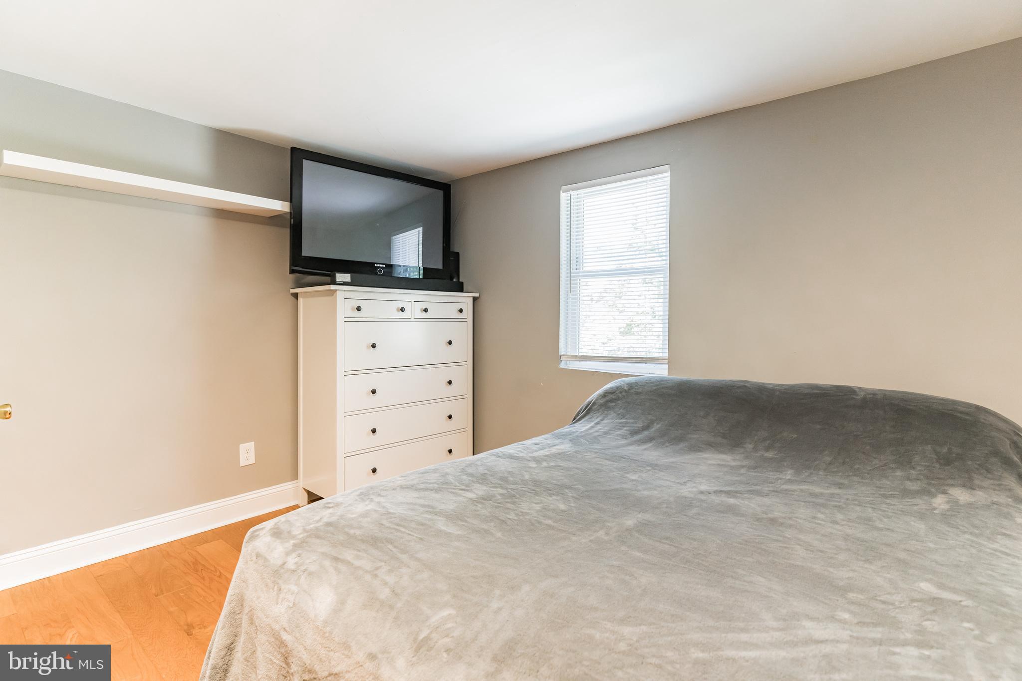 OLE LONGFIELD - Residential