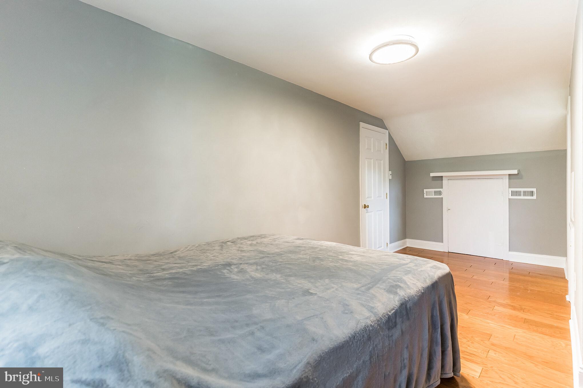 OLE LONGFIELD - Residential