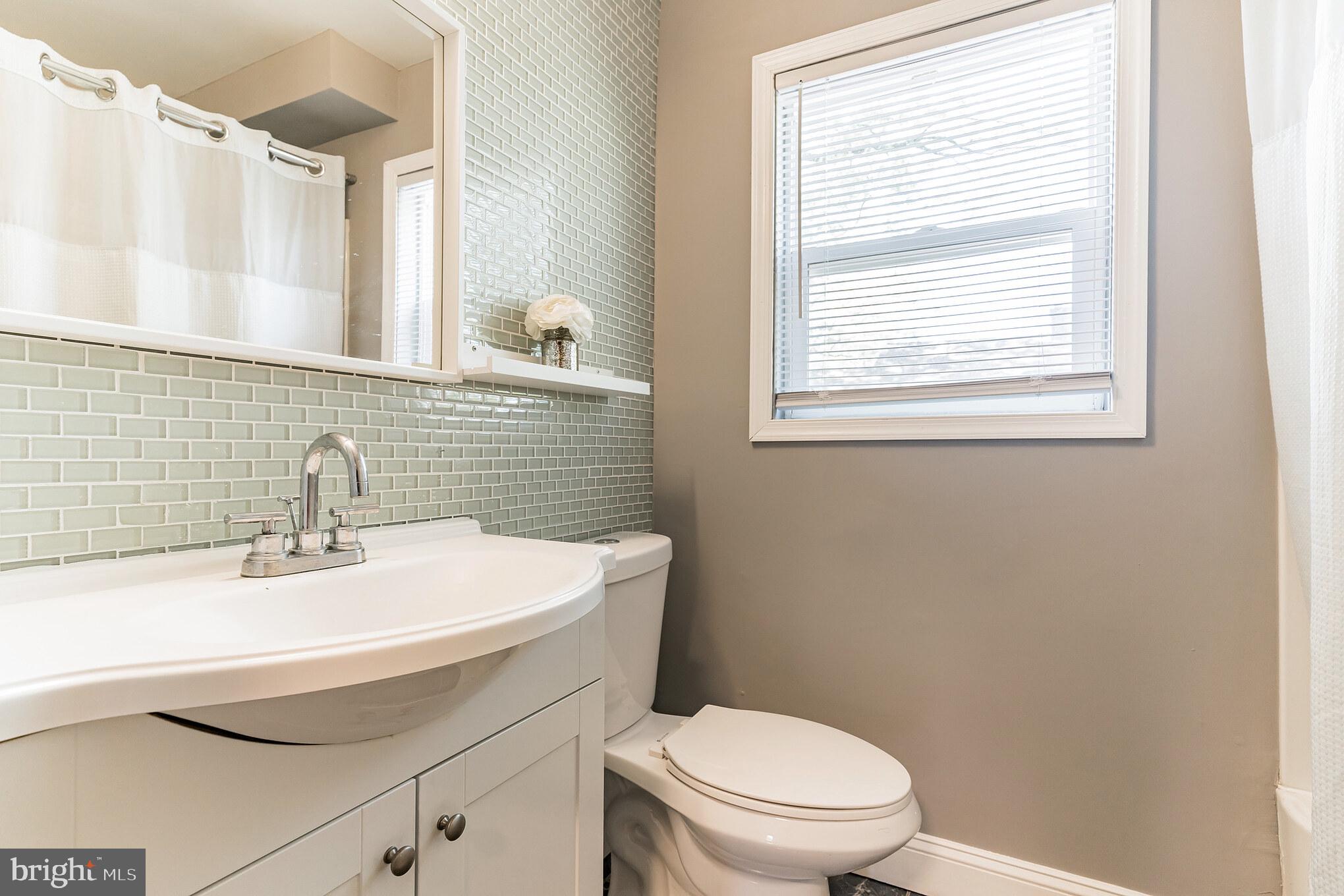 OLE LONGFIELD - Residential