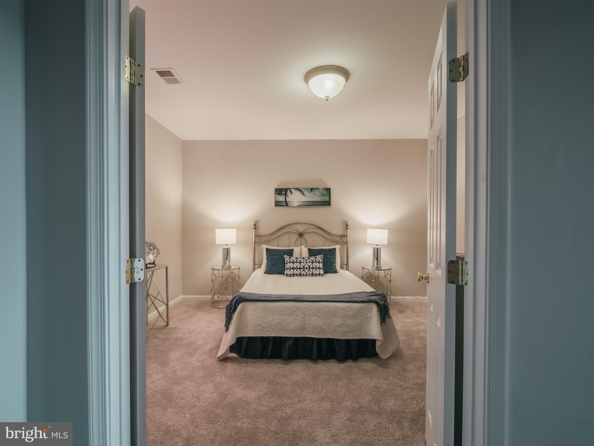 POTOMAC STATION - Residential