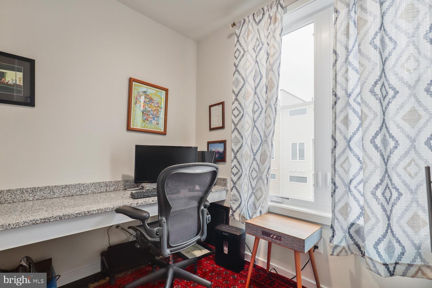 LOUDOUN VALLEY CARLISLE - Residential