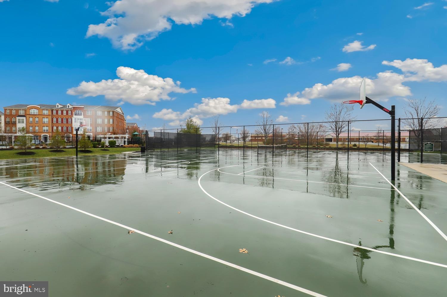 LOUDOUN VALLEY CARLISLE - Residential