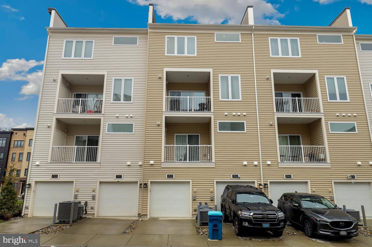 LOUDOUN VALLEY CARLISLE - Residential