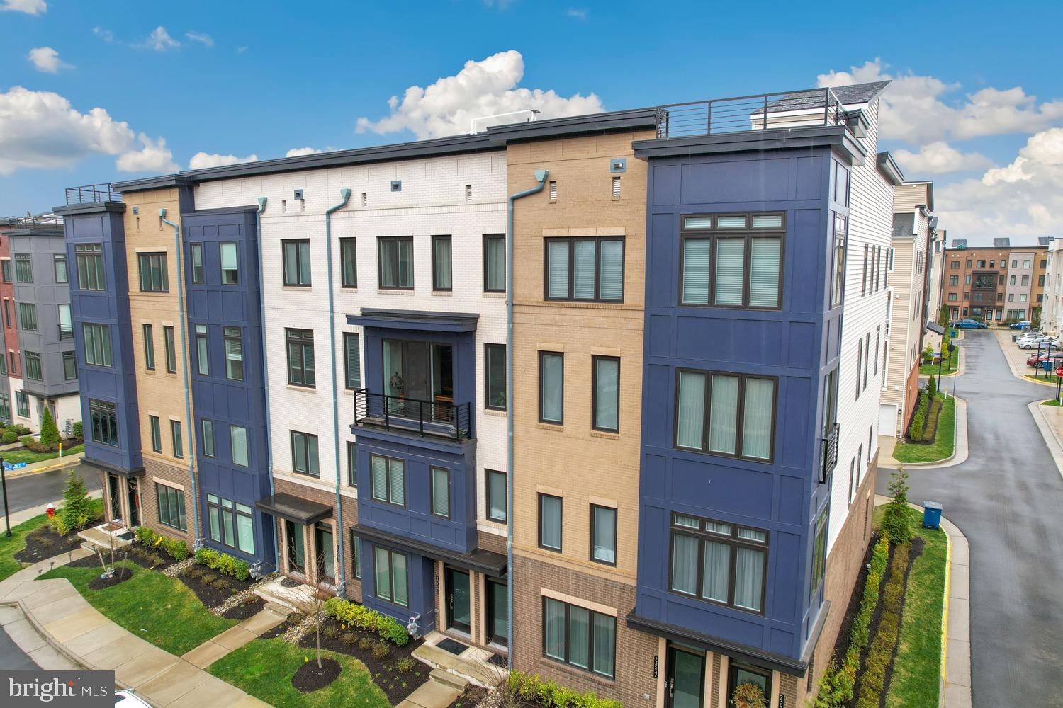 LOUDOUN VALLEY CARLISLE - Residential