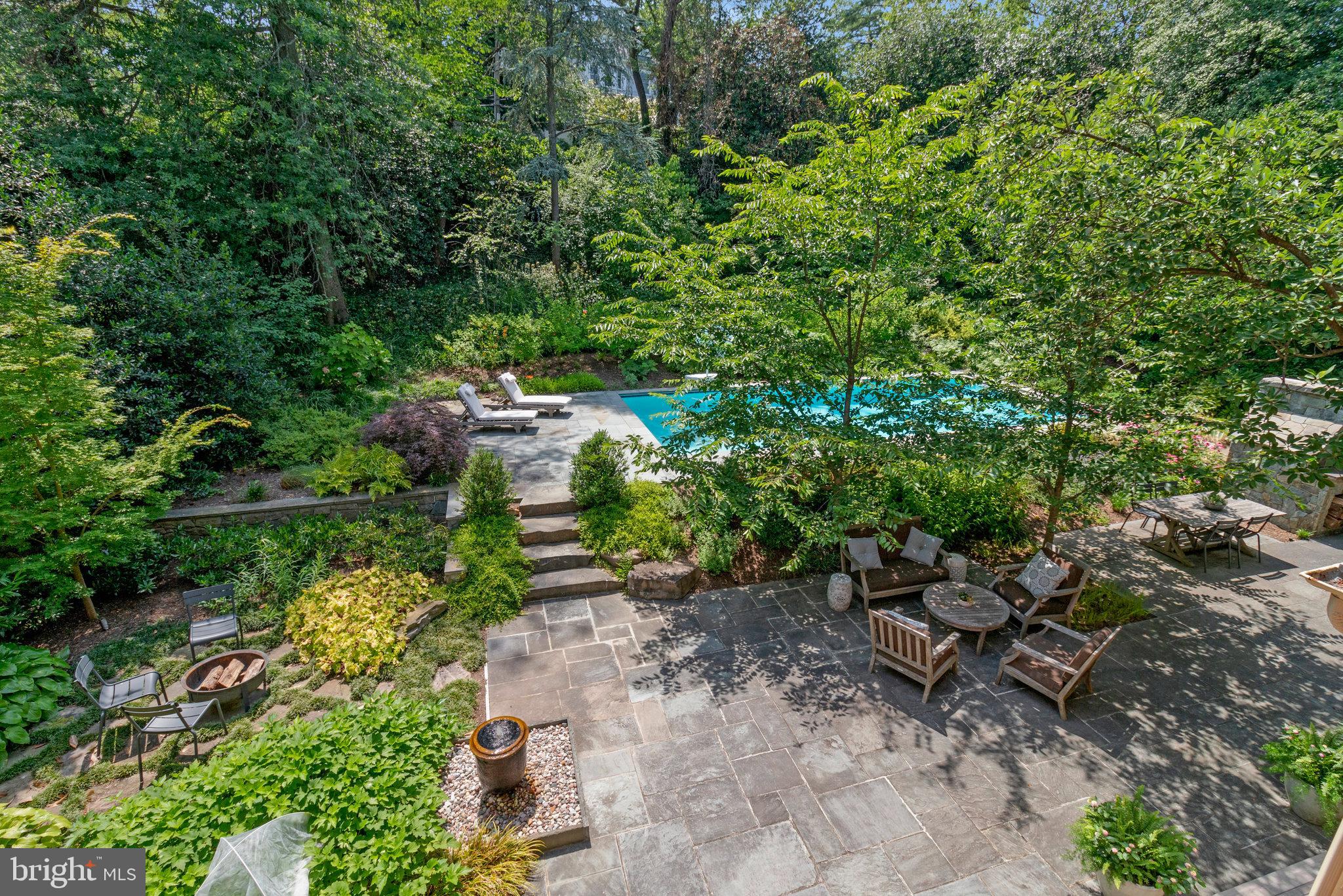 ROSEMONT - Residential