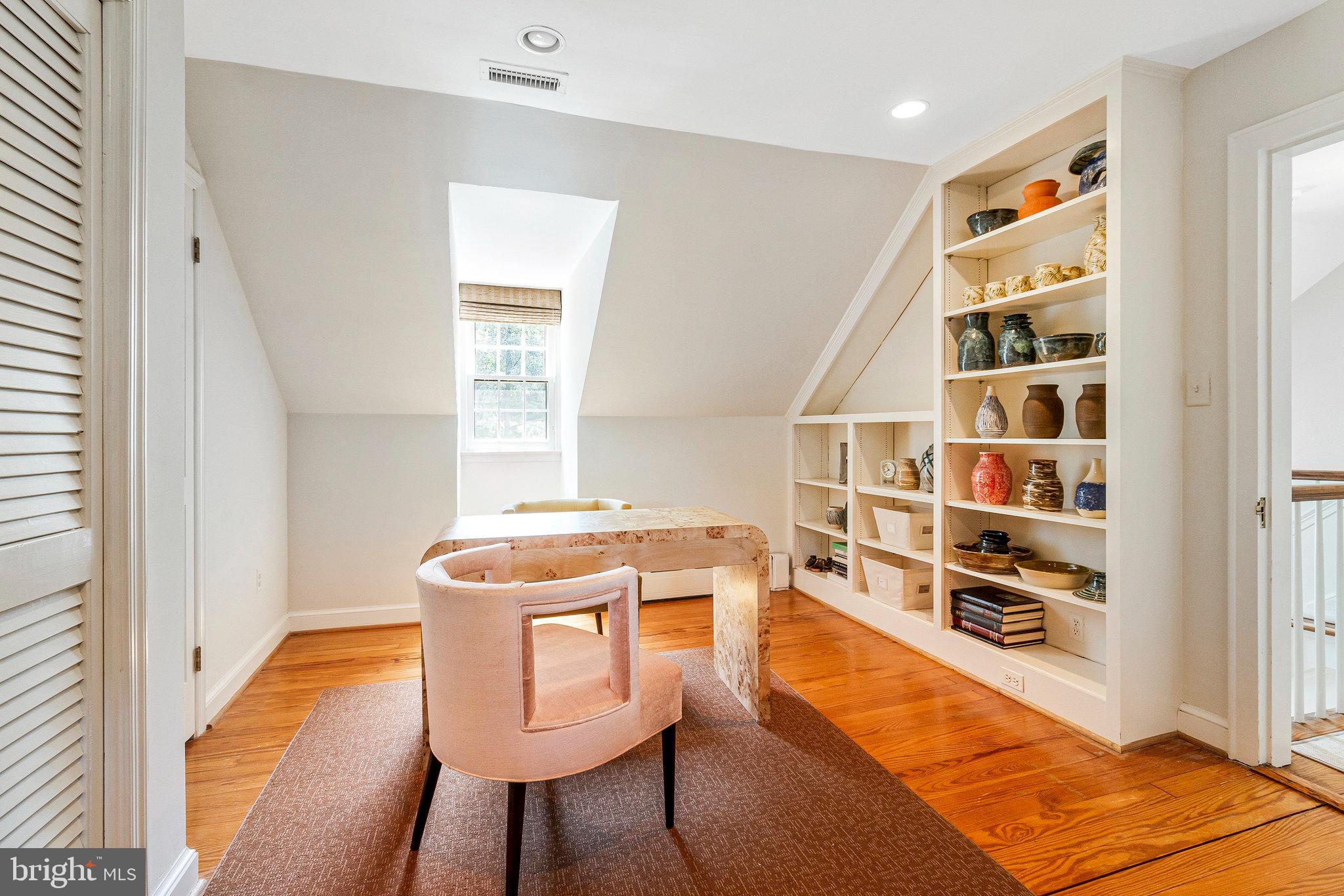 ROSEMONT - Residential