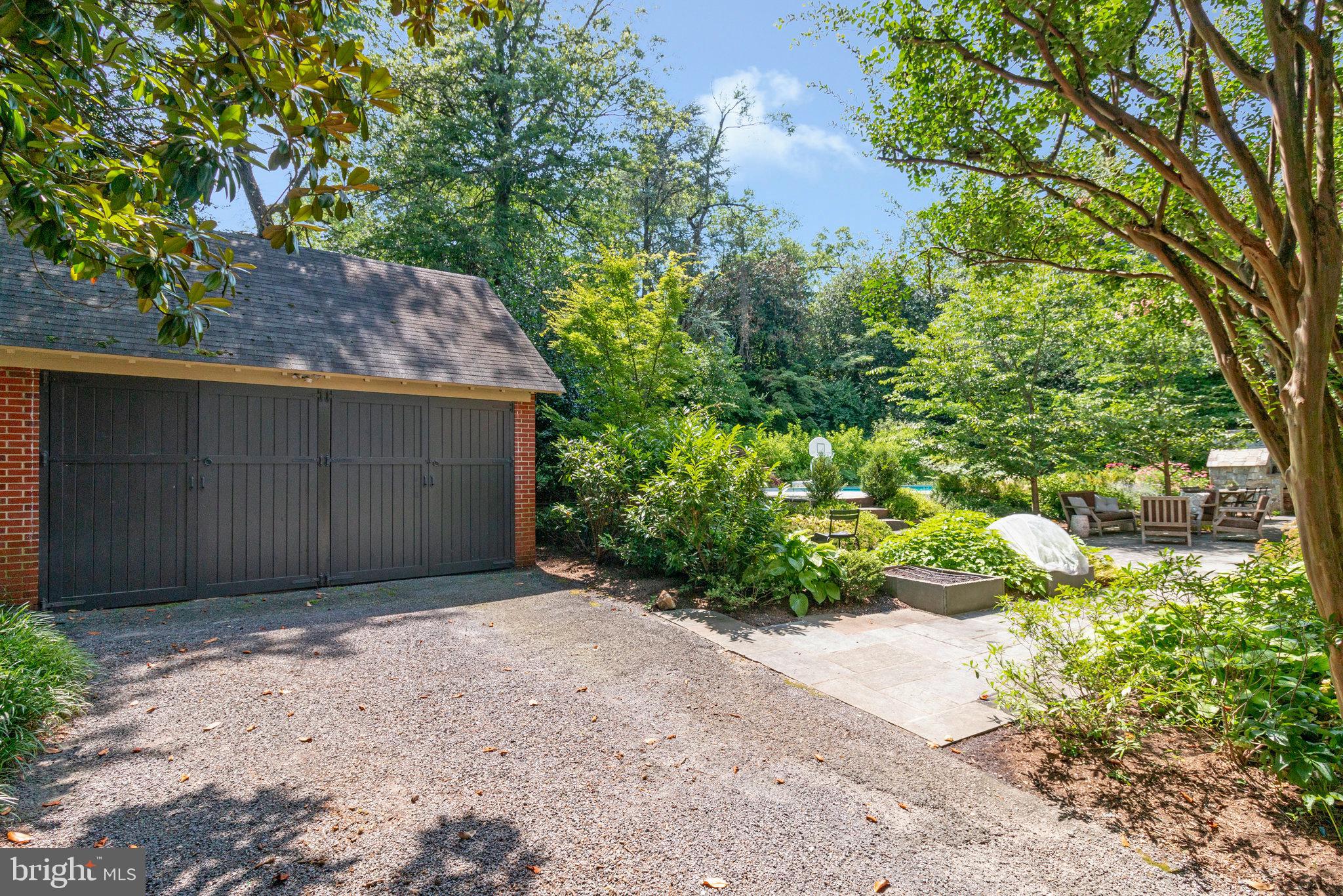 ROSEMONT - Residential