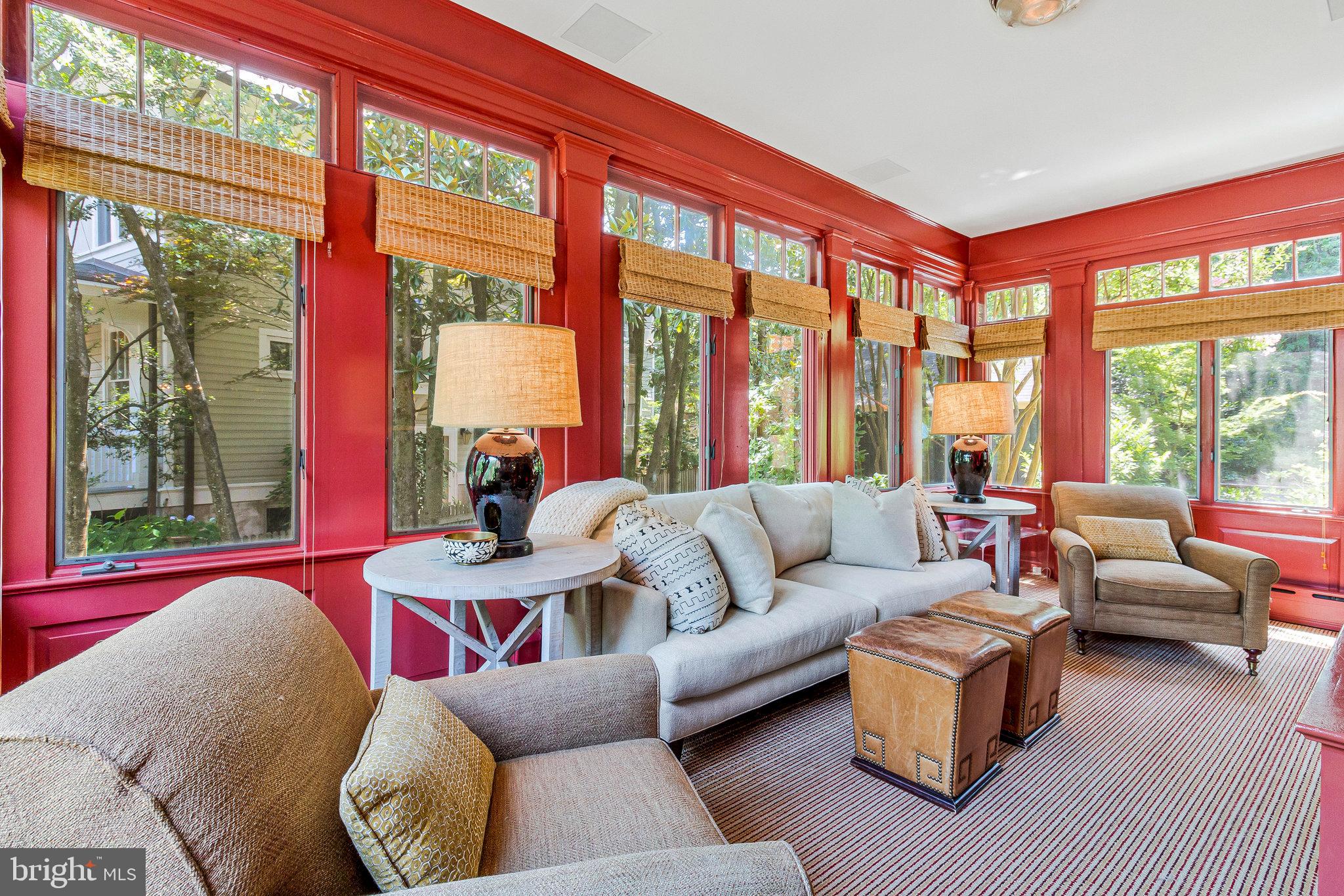 ROSEMONT - Residential