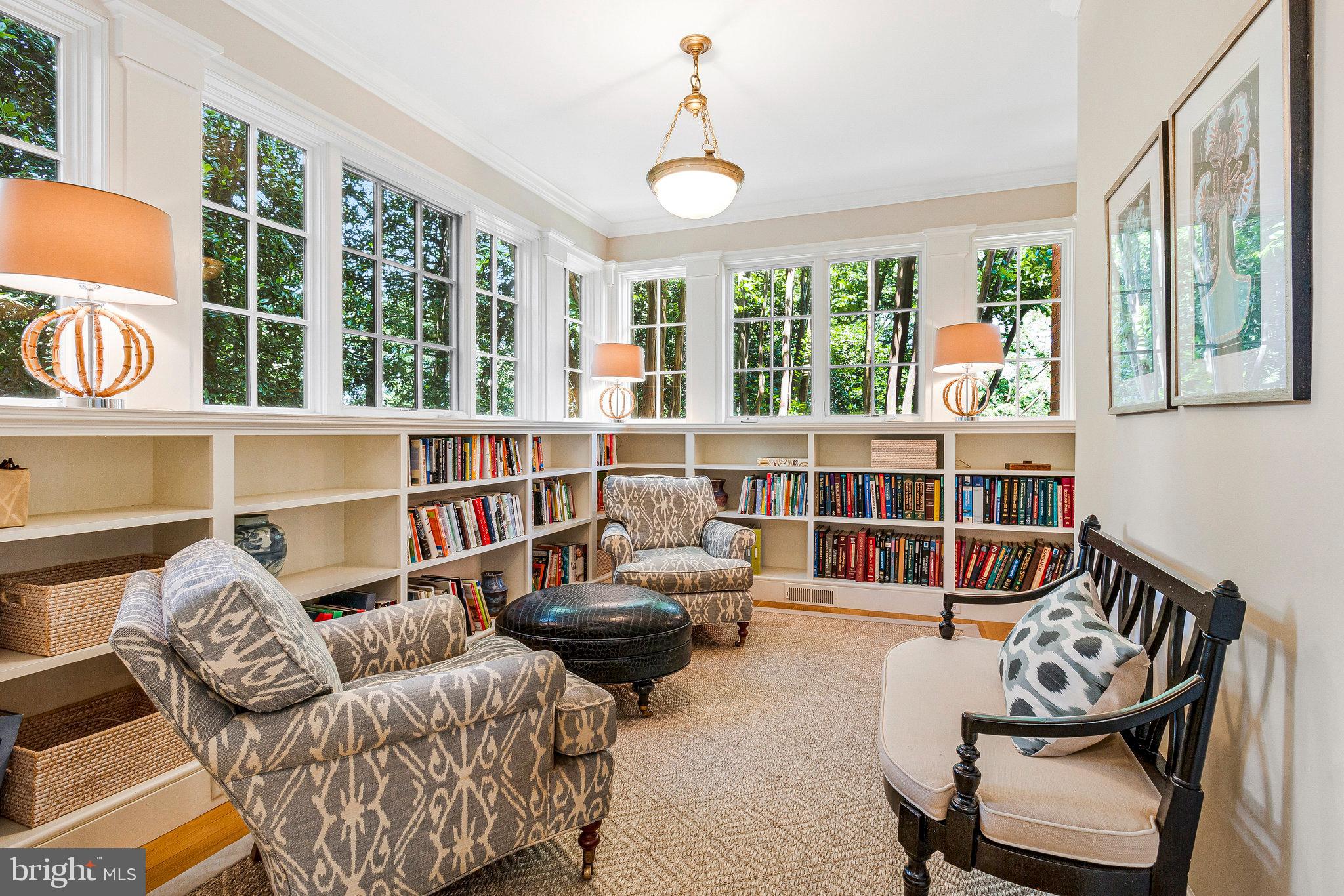 ROSEMONT - Residential