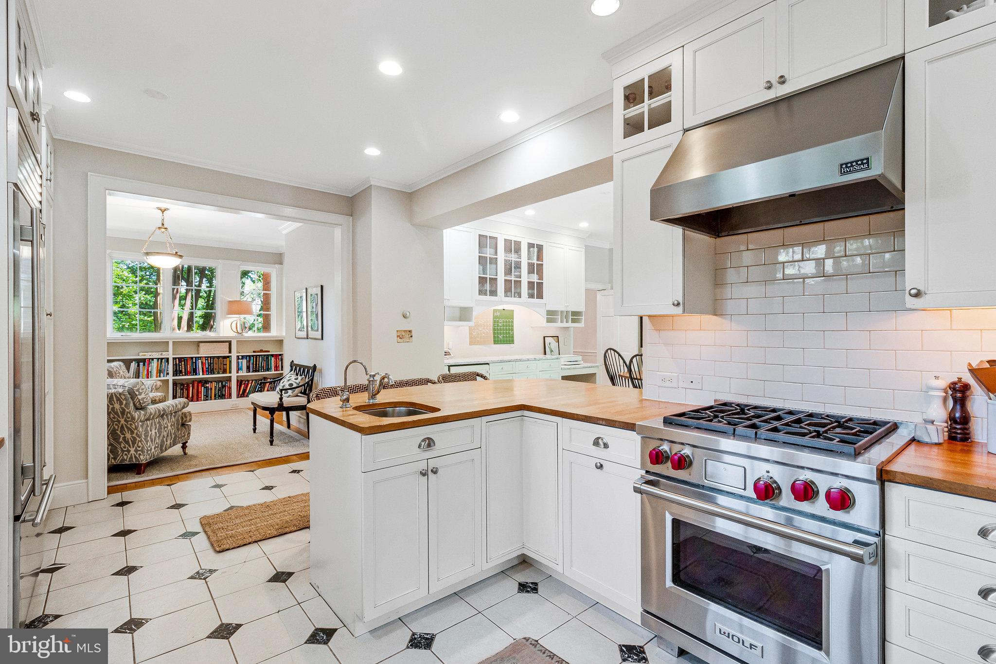 ROSEMONT - Residential