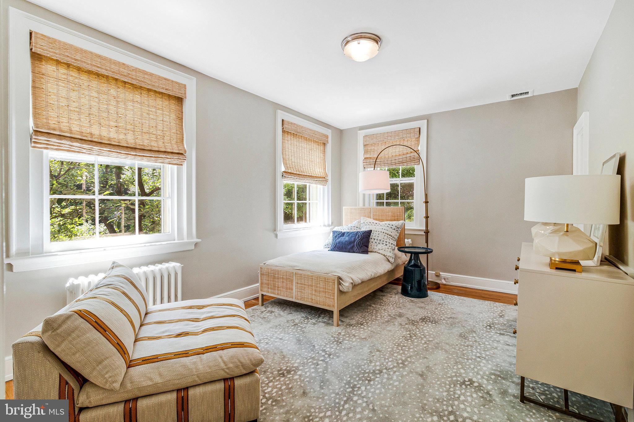 ROSEMONT - Residential