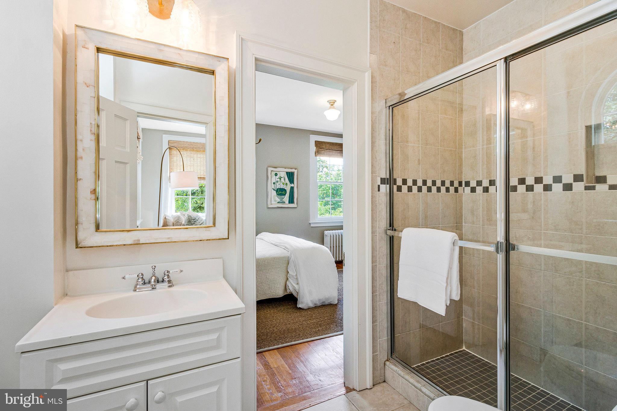 ROSEMONT - Residential