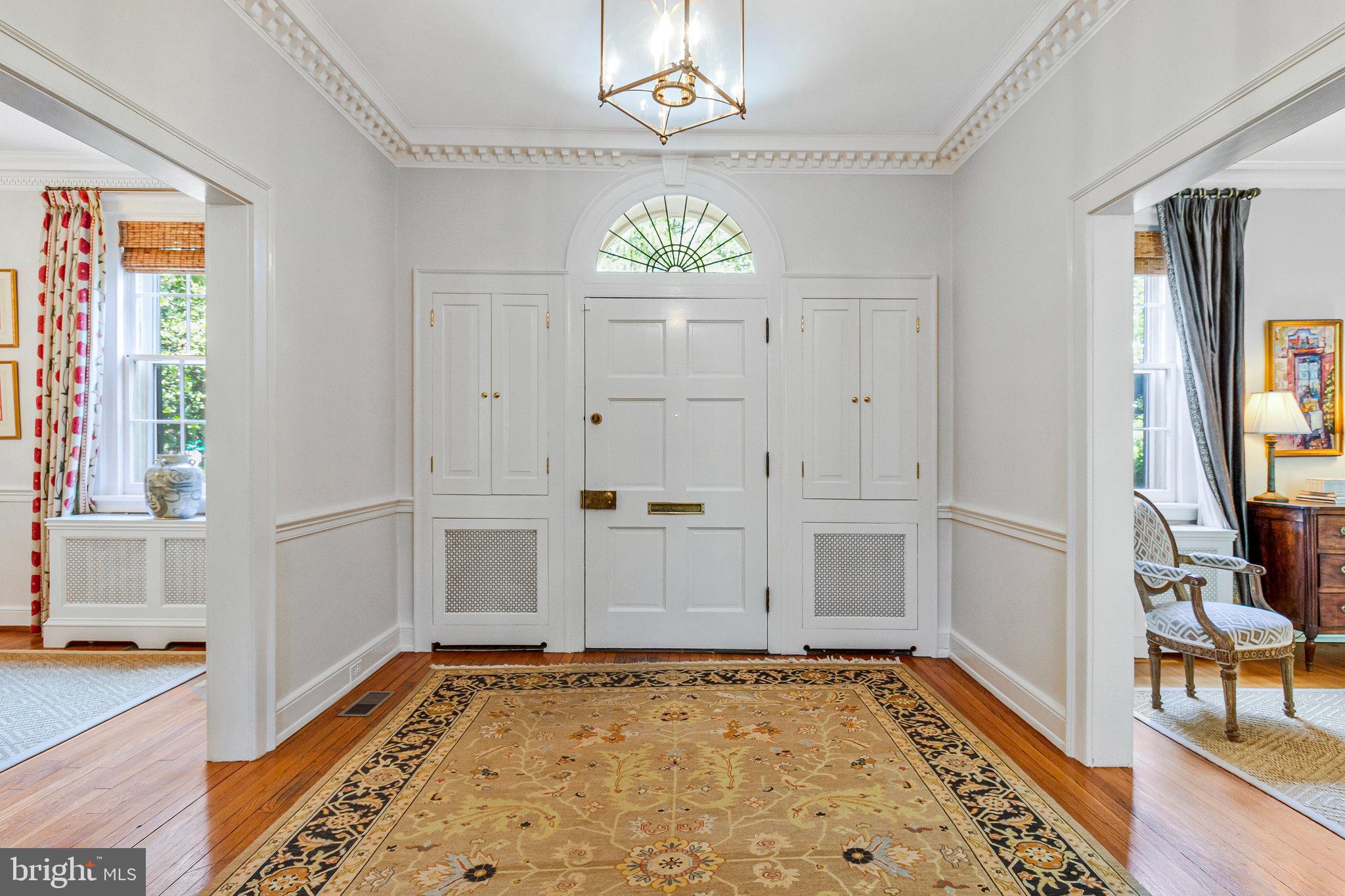 412 N VIEW TERRACE