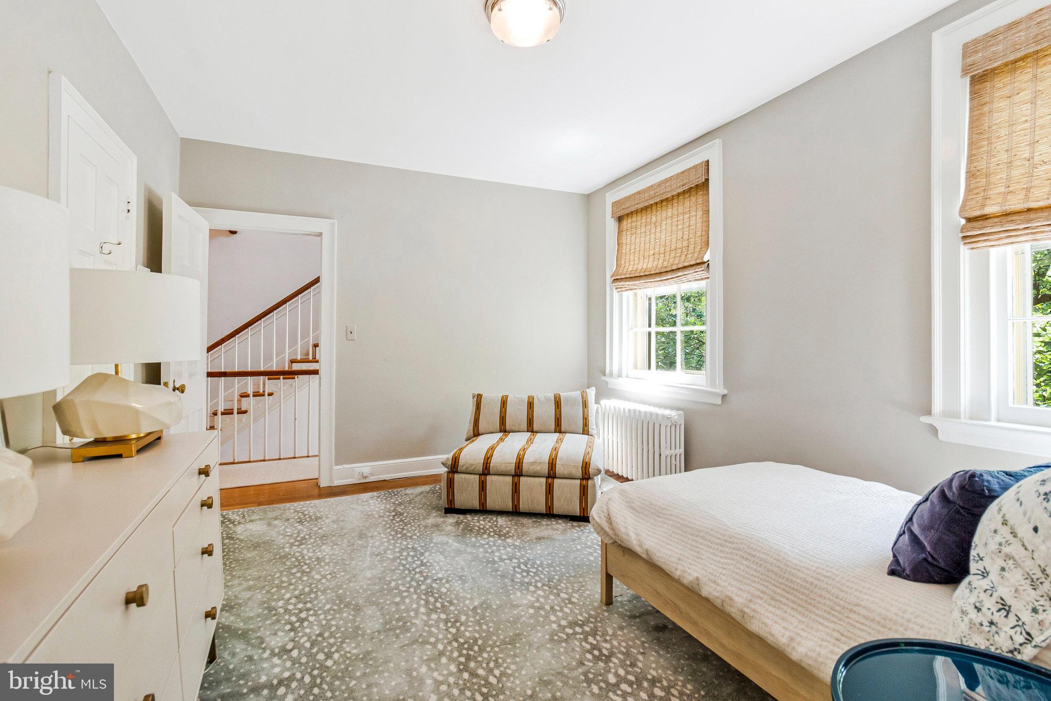 ROSEMONT - Residential