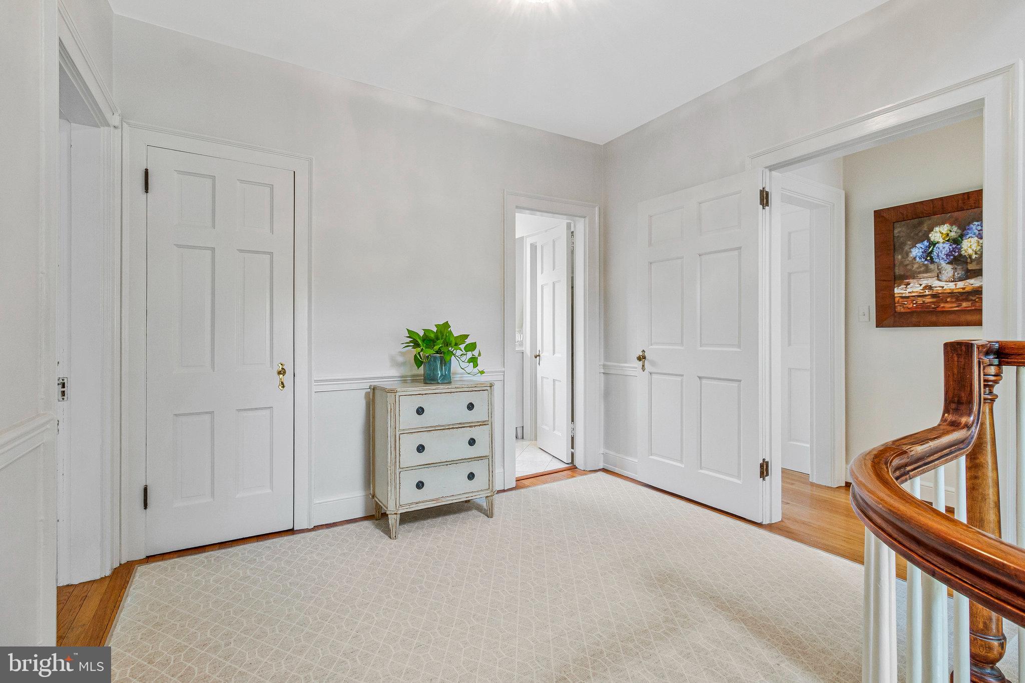 ROSEMONT - Residential