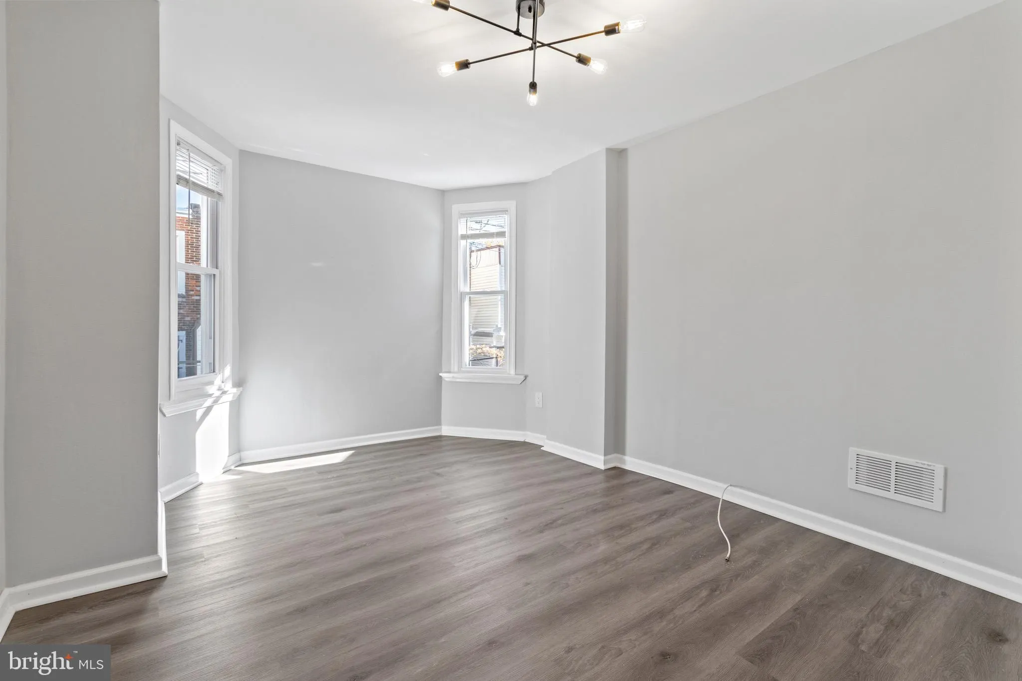 Philadelphia, Pennsylvania 19104, United States, 3 Bedrooms Bedrooms, ,2 BathroomsBathrooms,Residential,Active,148338