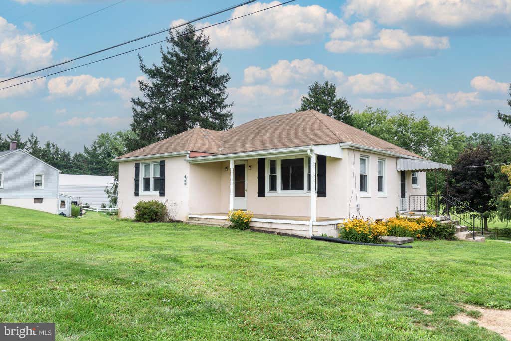 Photo of 4705 Ridge Road, MOUNT AIRY, MD 21771 (MLS # MDCR2036452)
