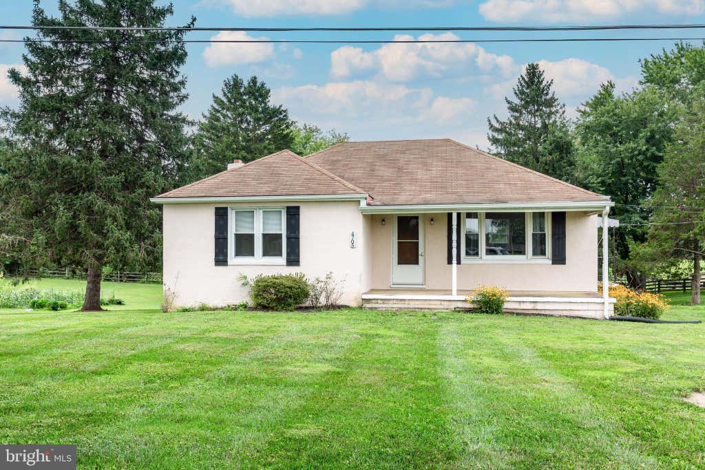 Photo of 4705 Ridge Road, MOUNT AIRY, MD 21771 (MLS # MDCR2036452)