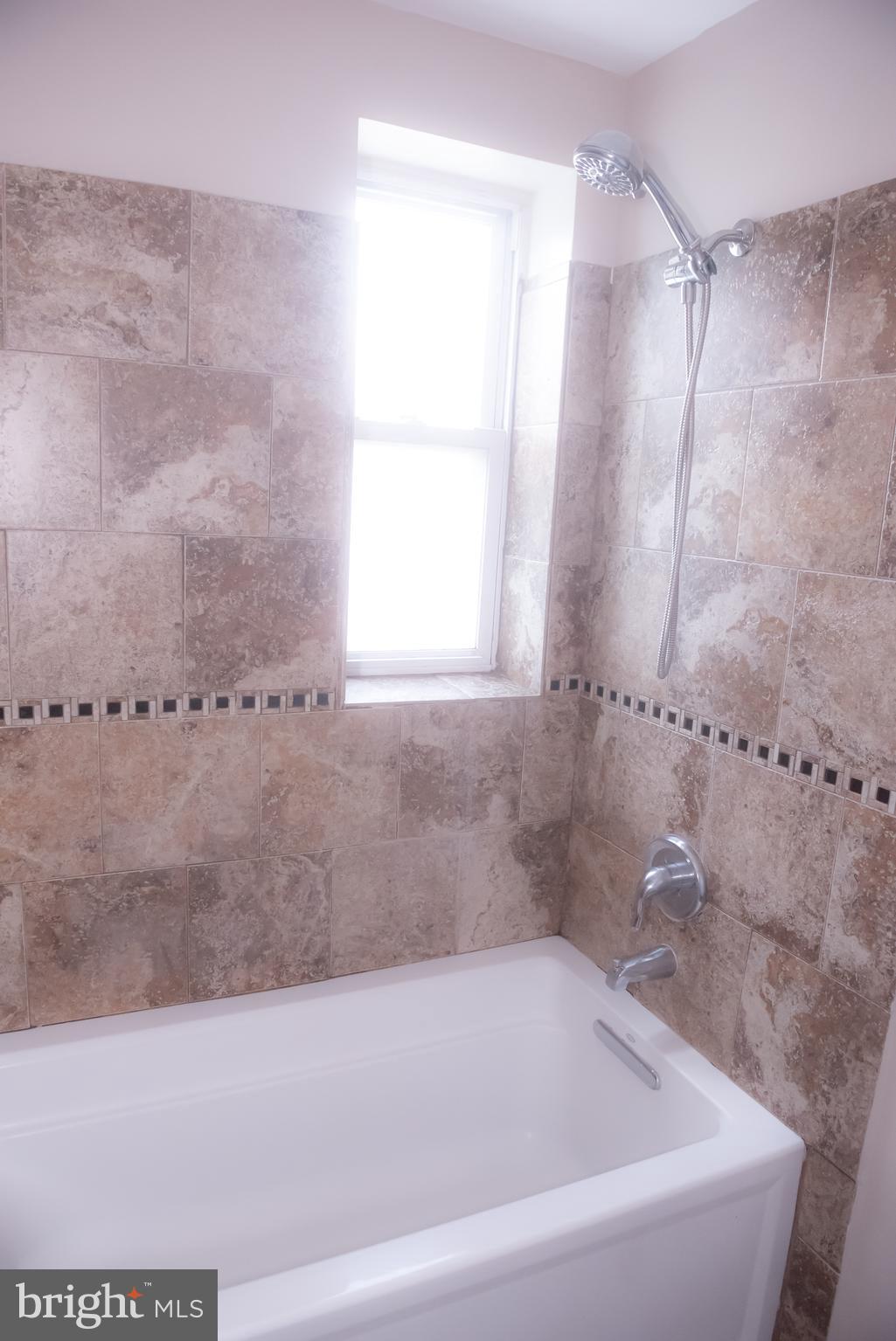 BELAIR-EDISON - Residential