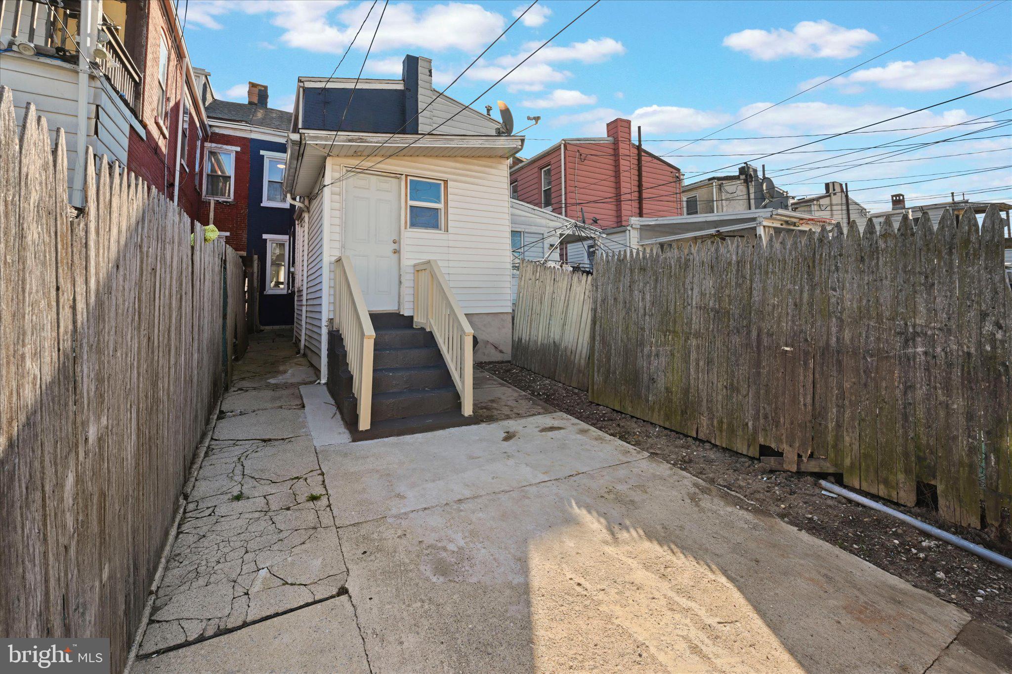 NORTHEAST READING - Residential