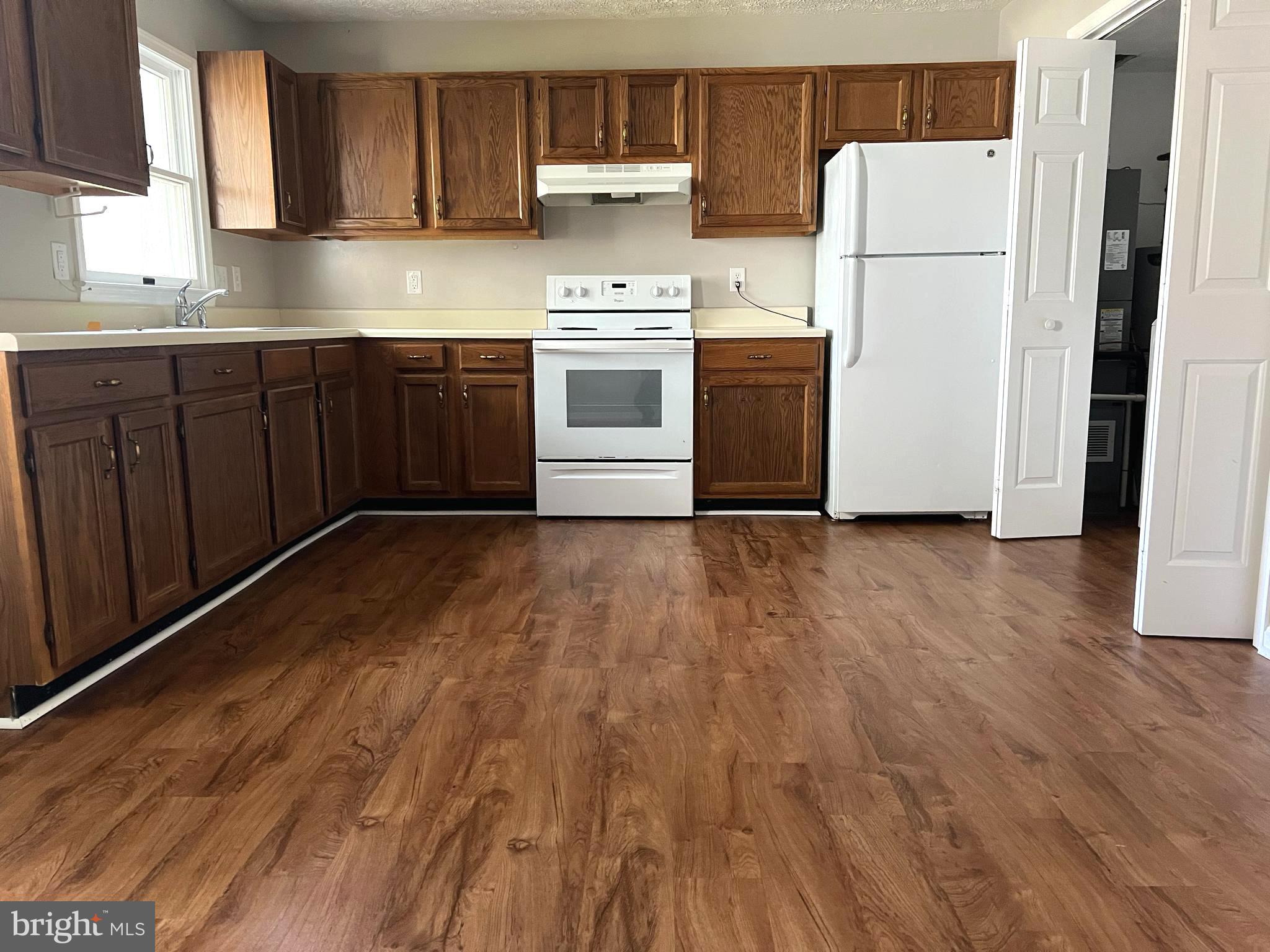 FREDERICKTOWNE TOWNHOUSE - Residential