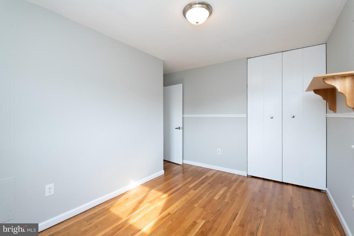 SUBURBIA - Residential