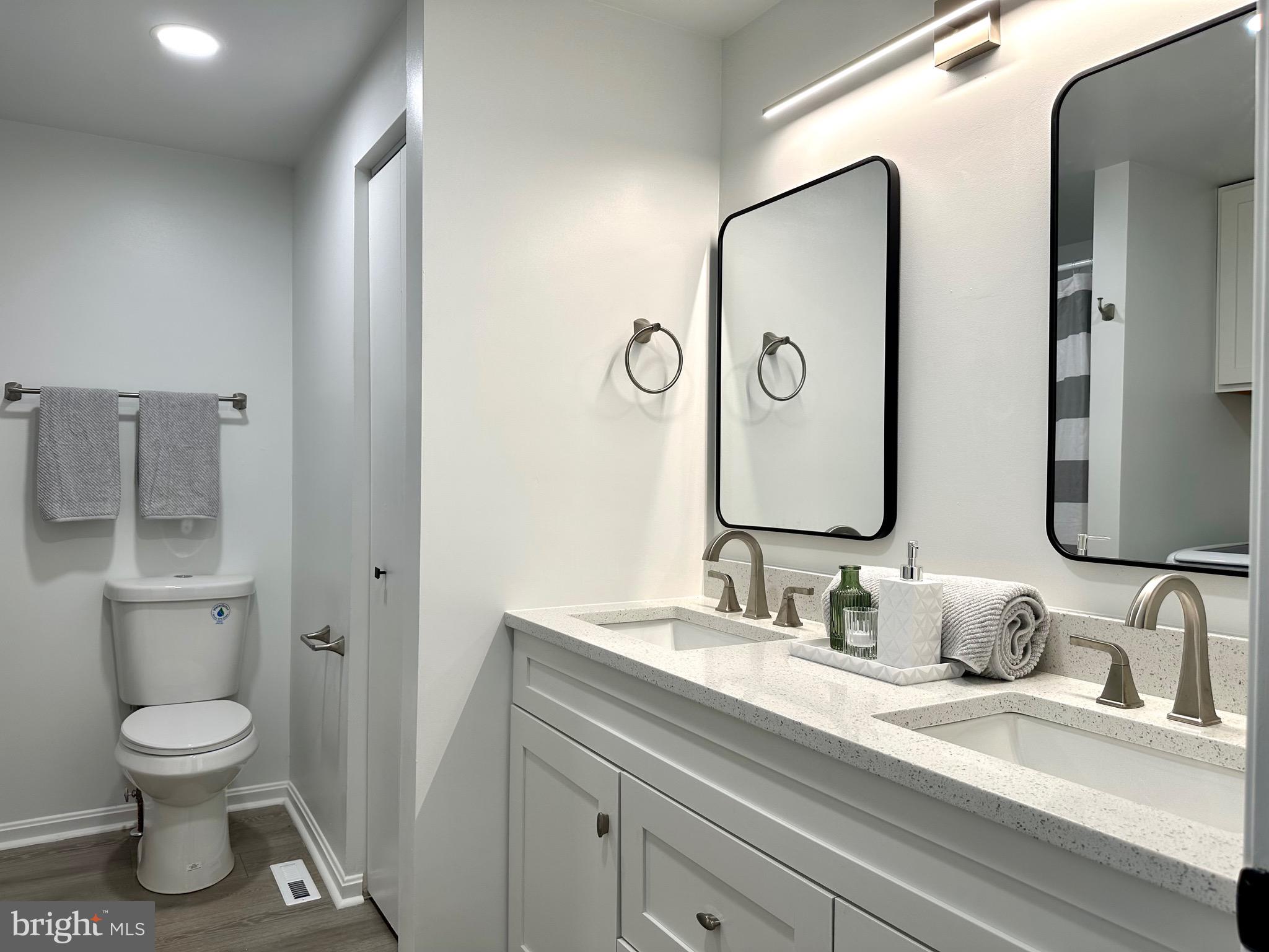 RIVERSIDE - Residential