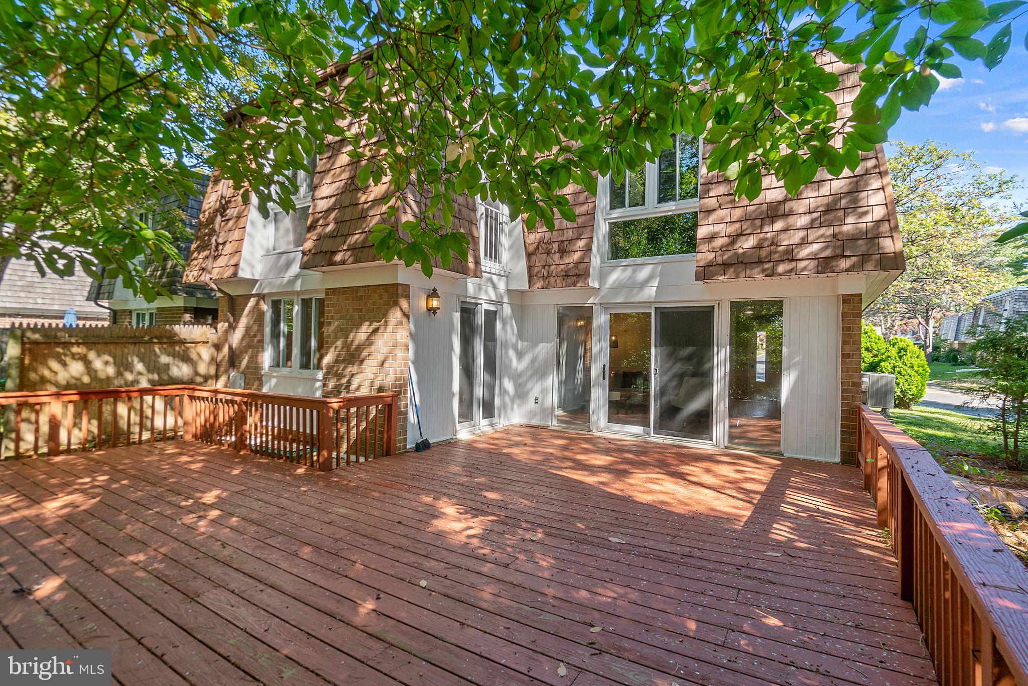 STEDWICK TOWNHOUSES - Residential