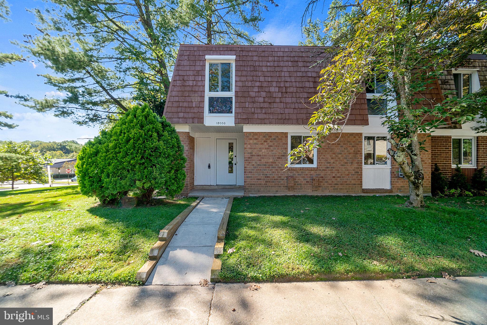 STEDWICK TOWNHOUSES - Residential