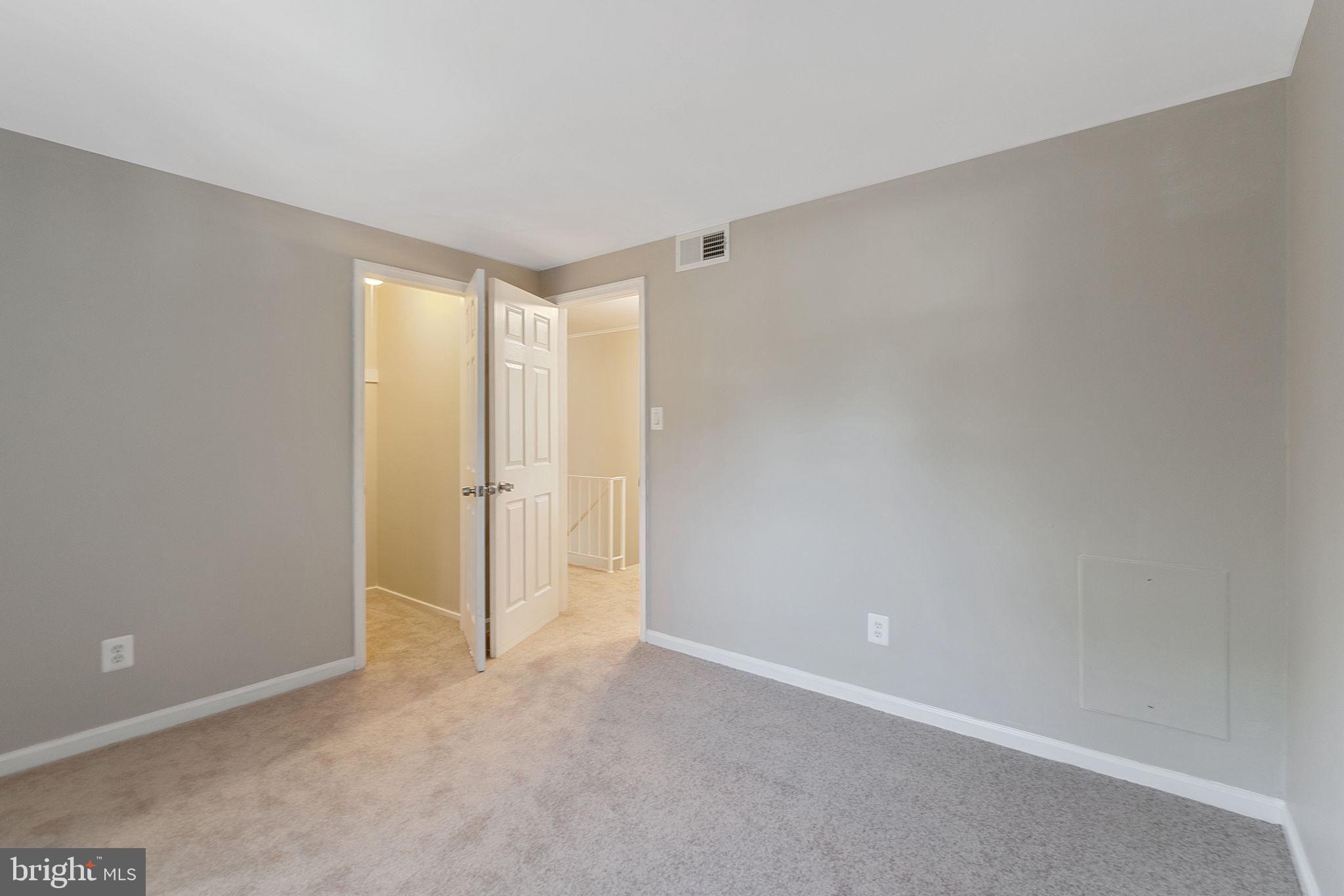 STEDWICK TOWNHOUSES - Residential