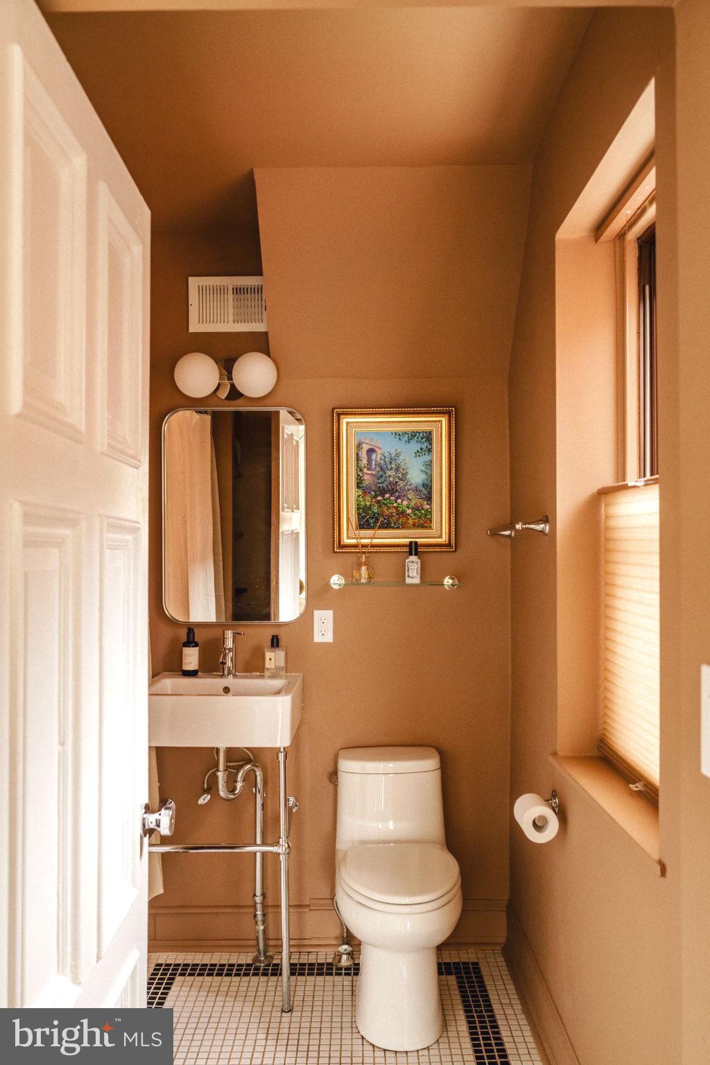 FAIRMOUNT - Residential