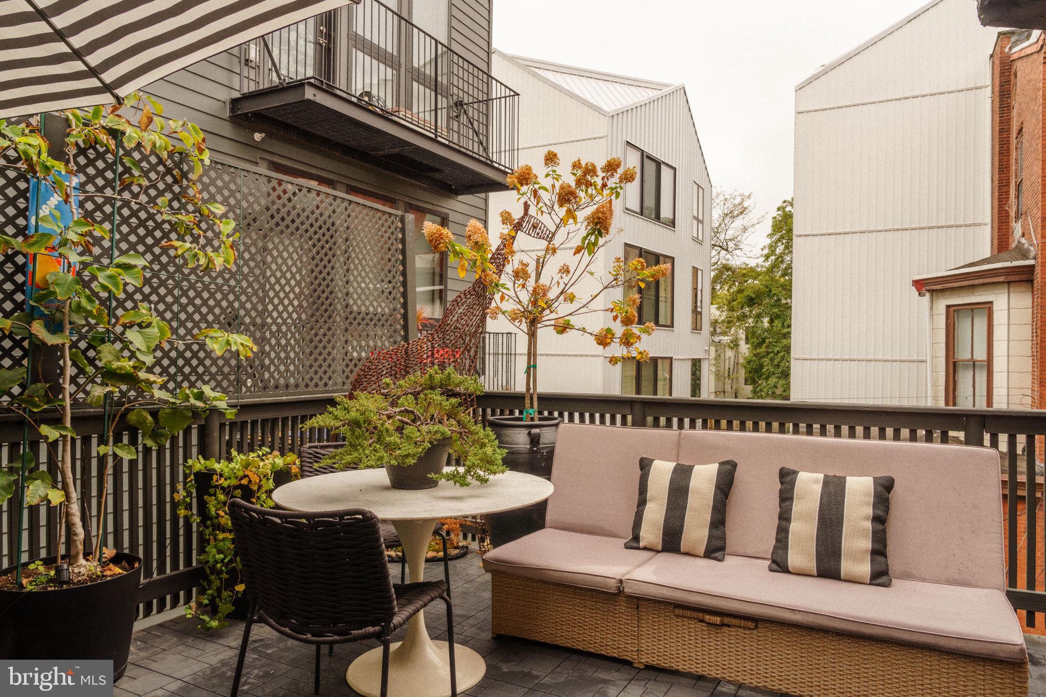 FAIRMOUNT - Residential