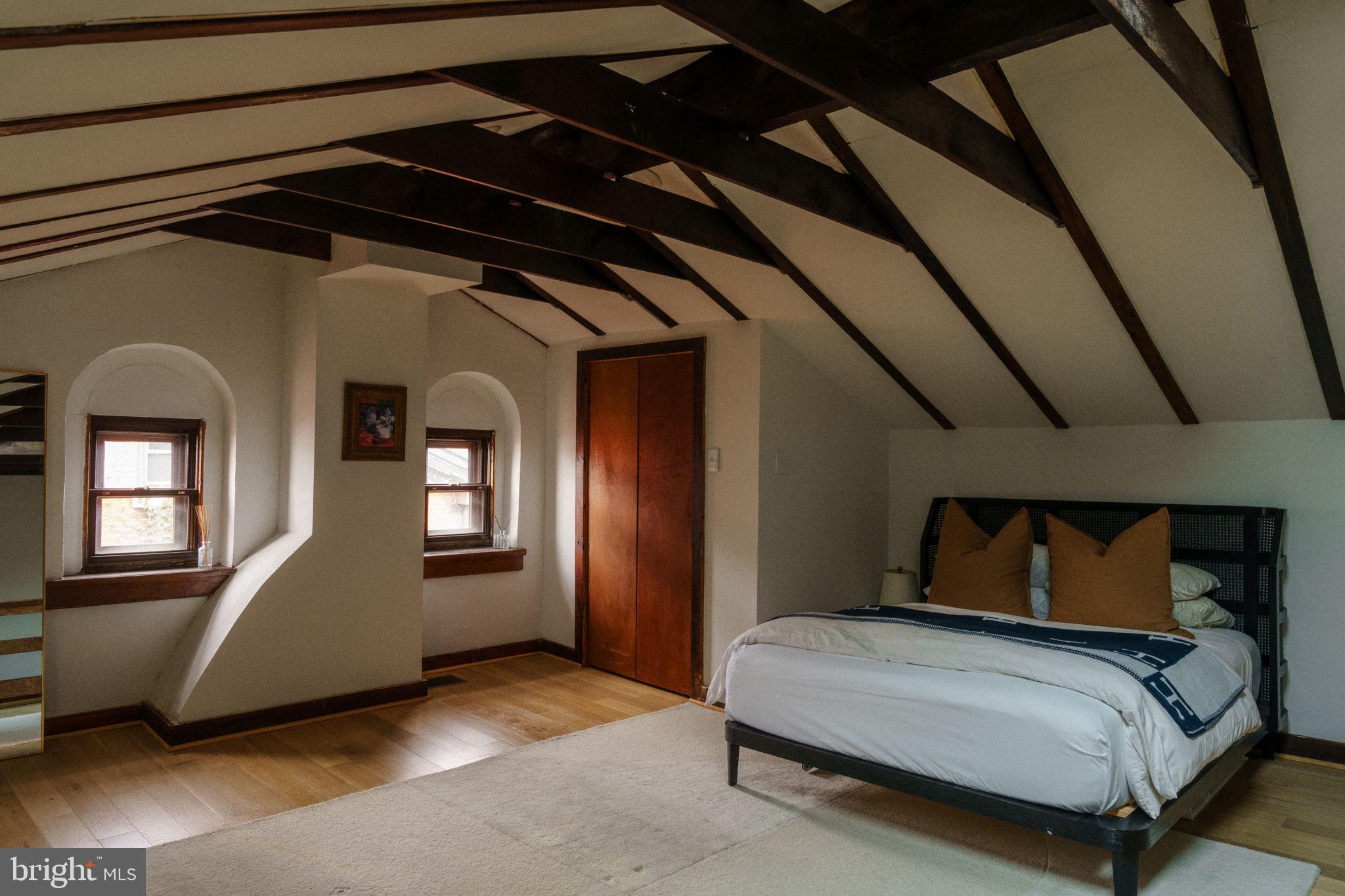 FAIRMOUNT - Residential