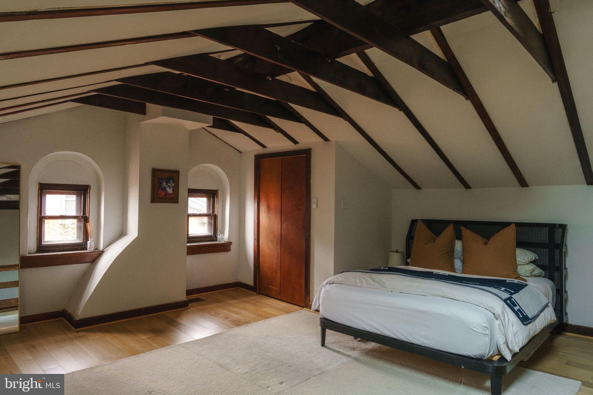 FAIRMOUNT - Residential