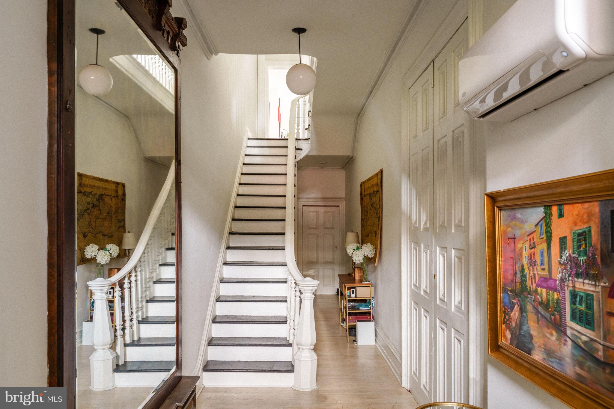 FAIRMOUNT - Residential