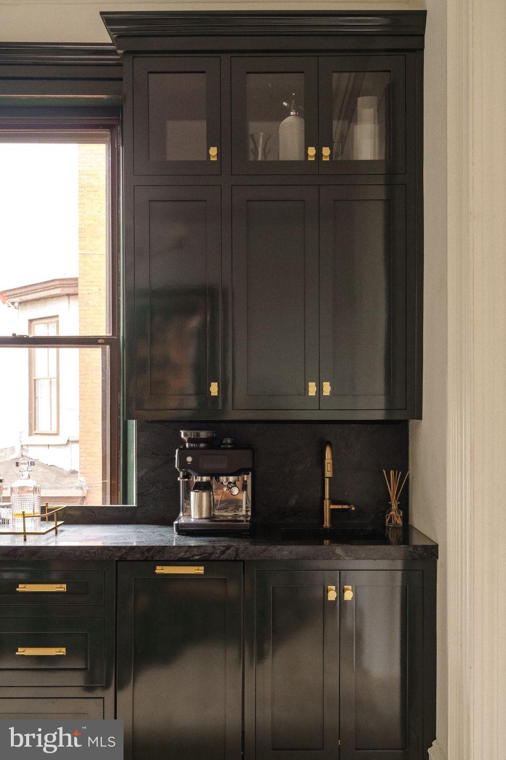 FAIRMOUNT - Residential