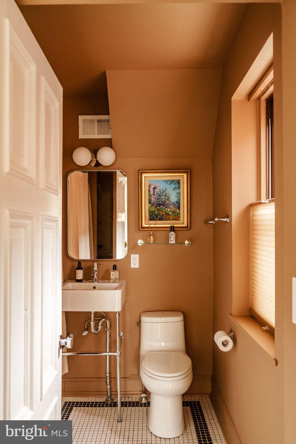 FAIRMOUNT - Residential